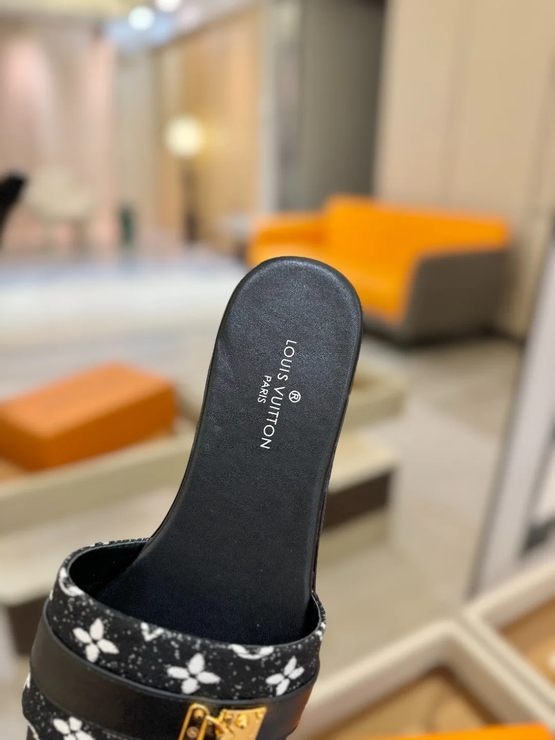 Сандалии Женские Louis Vuitton 9865333