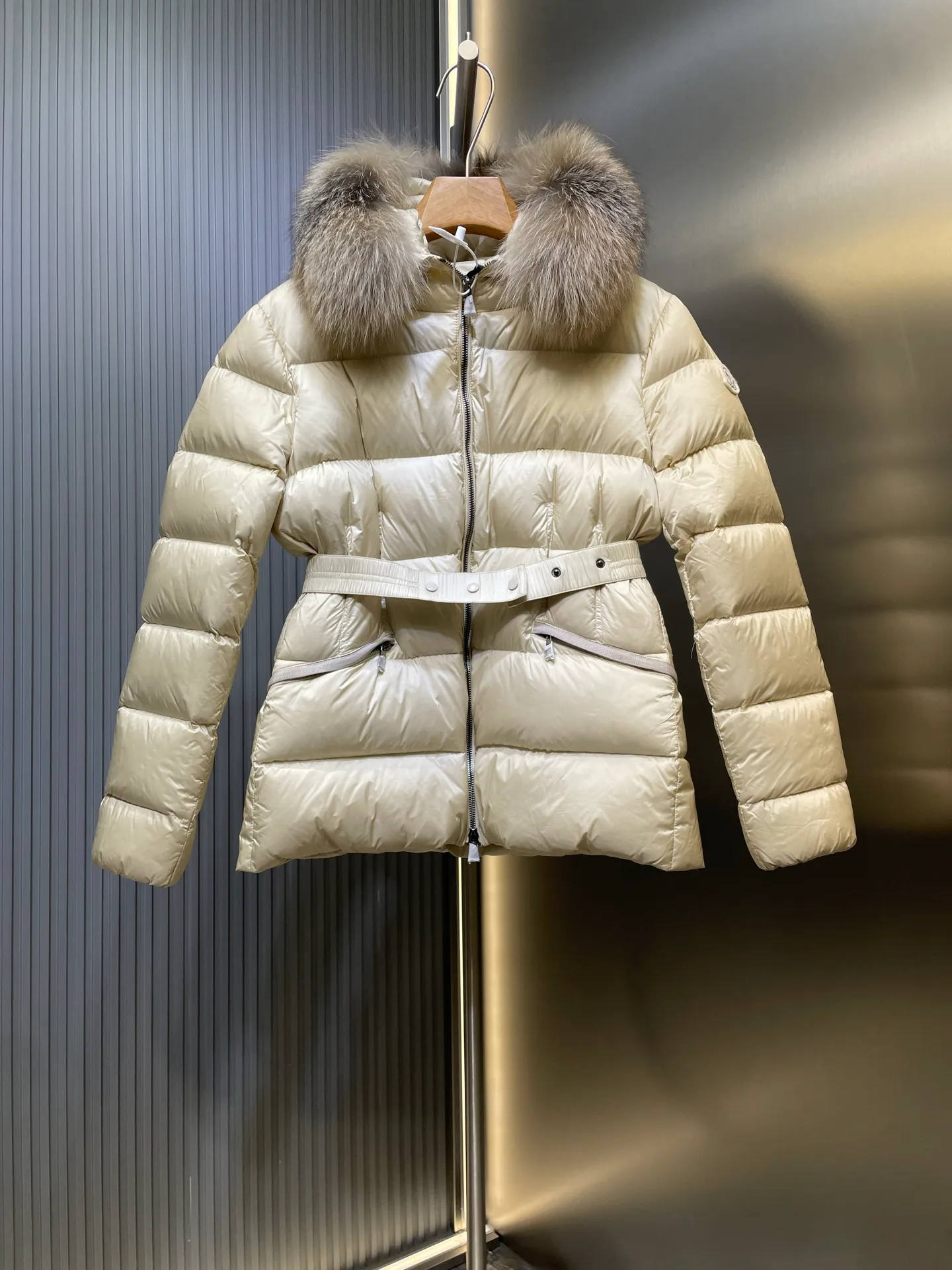Куртки И Пуховики Женские Moncler 1041716