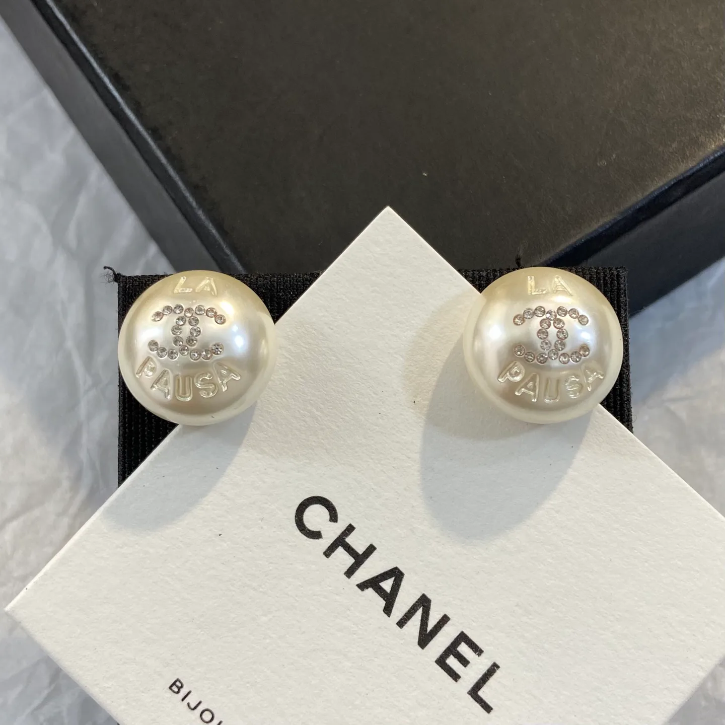 Бижутерия Chanel 18202190