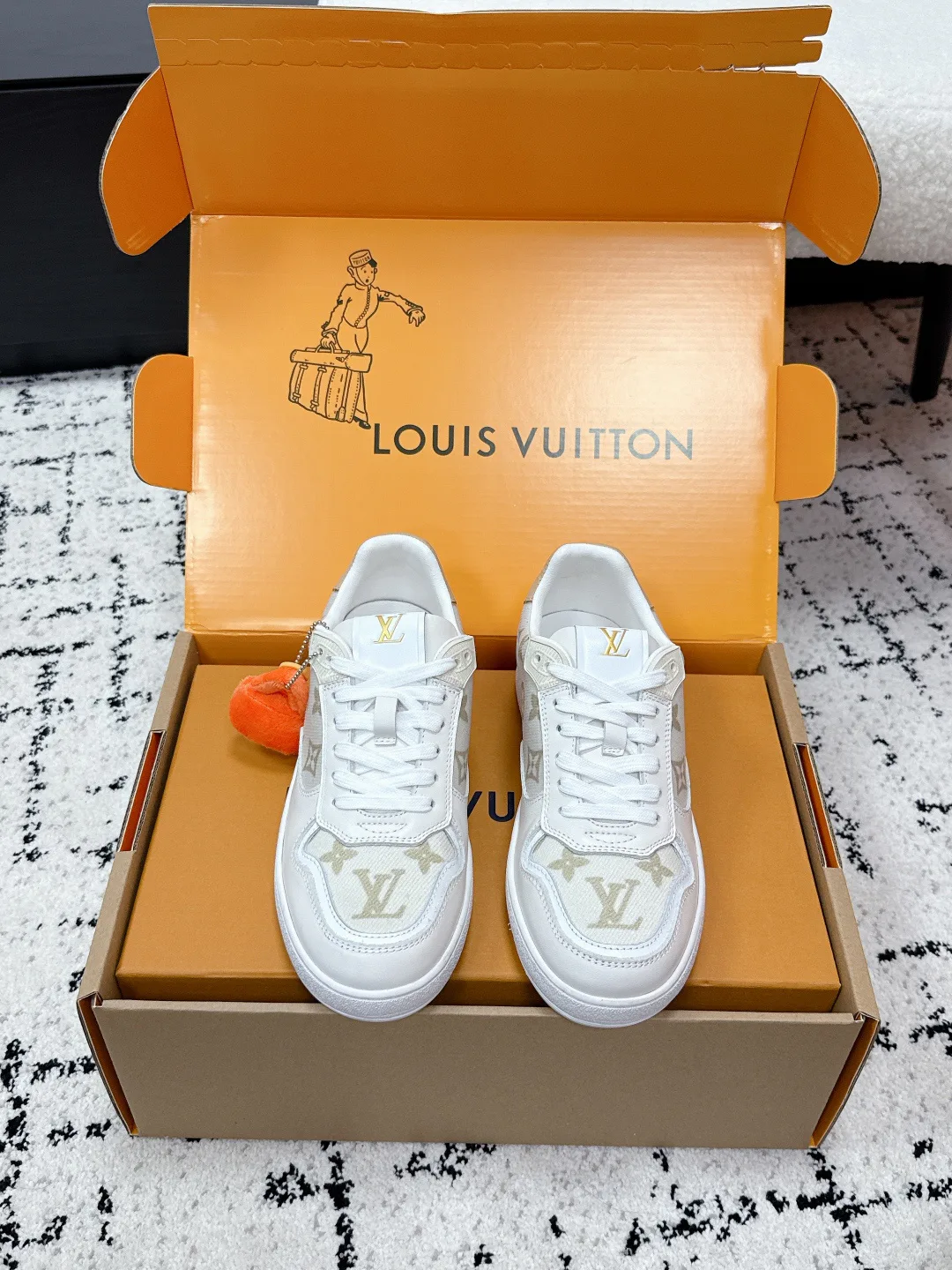Кеды Женские Louis Vuitton 2471174