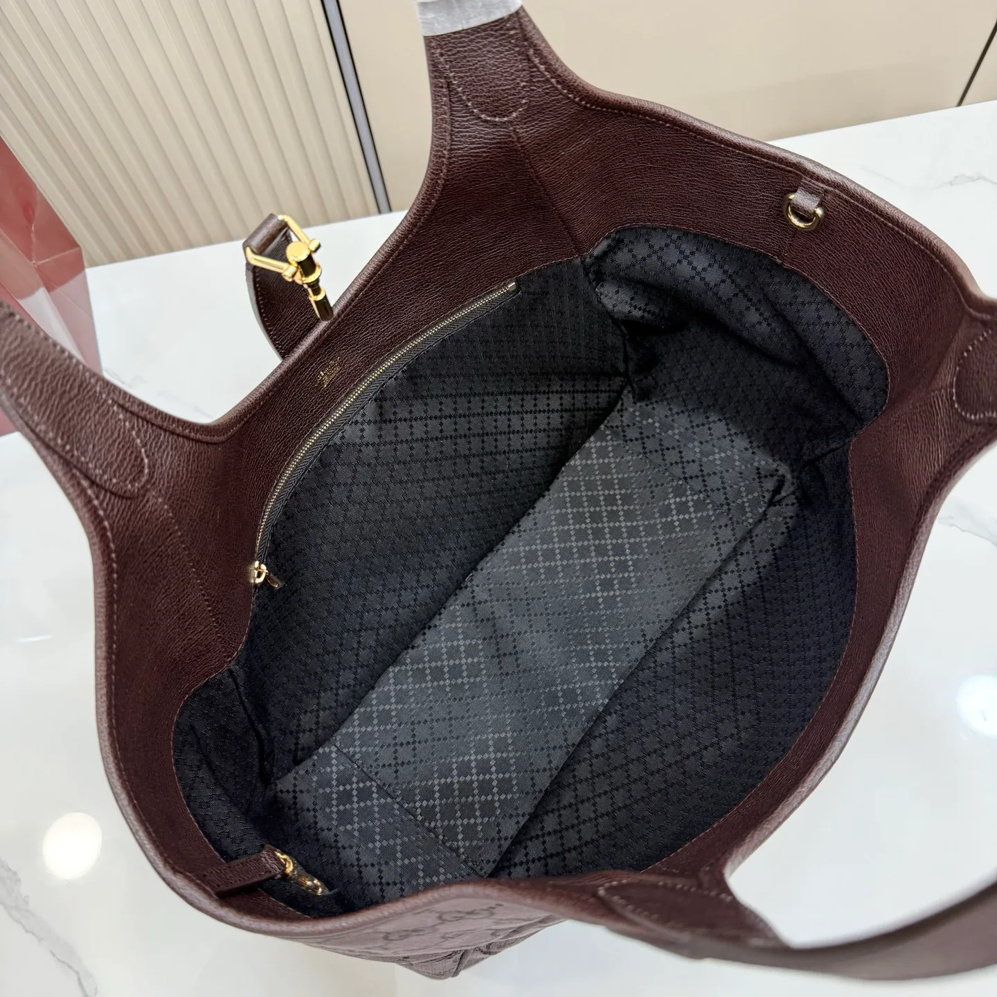 Классические Сумки Женские Gucci 12841775