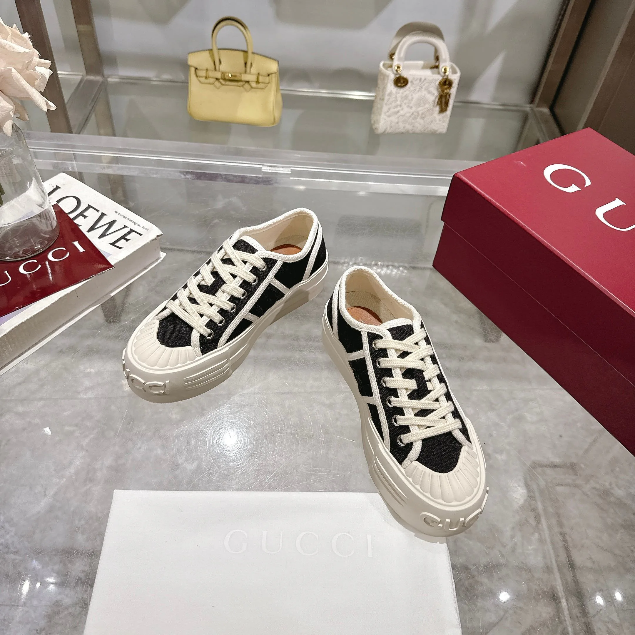 Кроссовки Женские Gucci 13080163