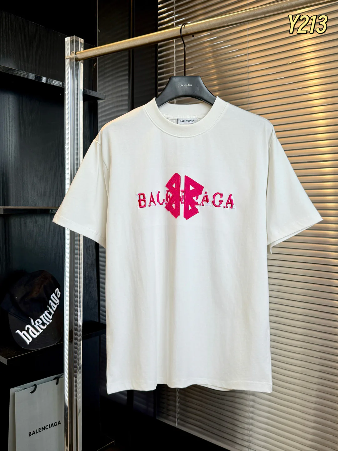 Футболки Женские Balenciaga 741957