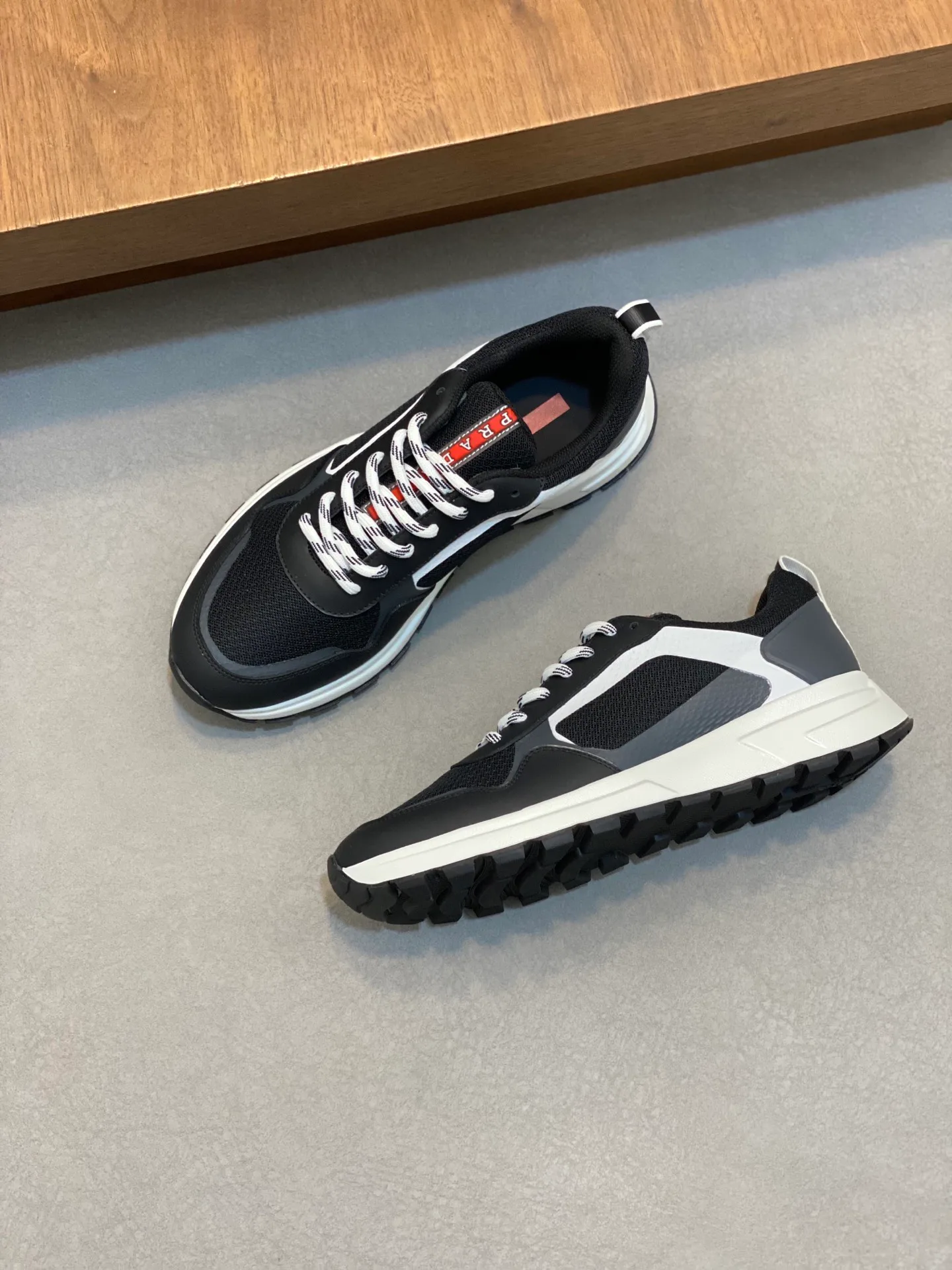 Кроссовки Мужские Prada 15581