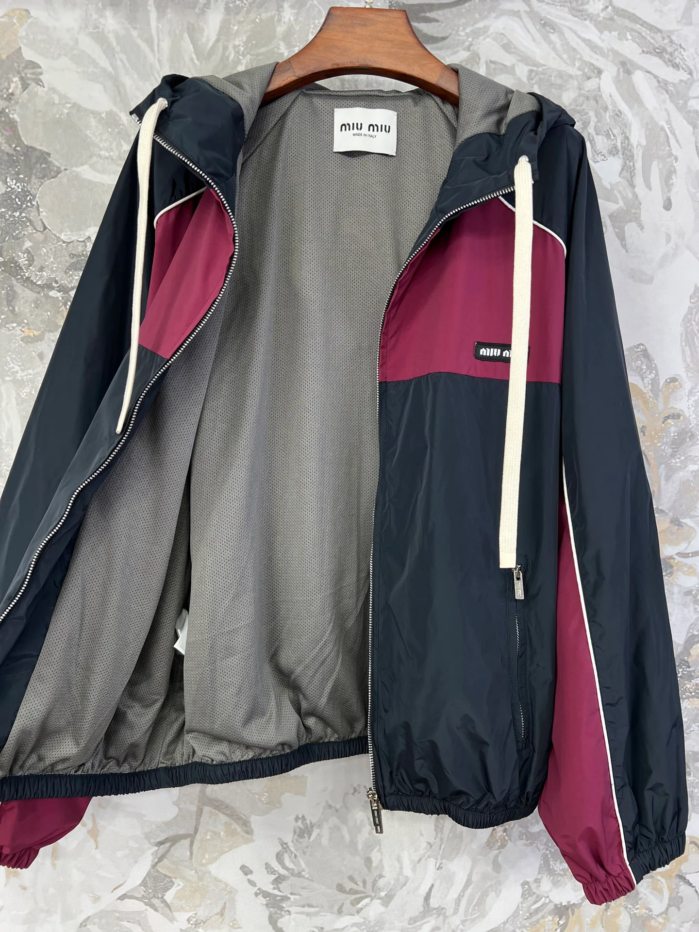 Куртки И Пуховики Мужские Miu Miu 23073