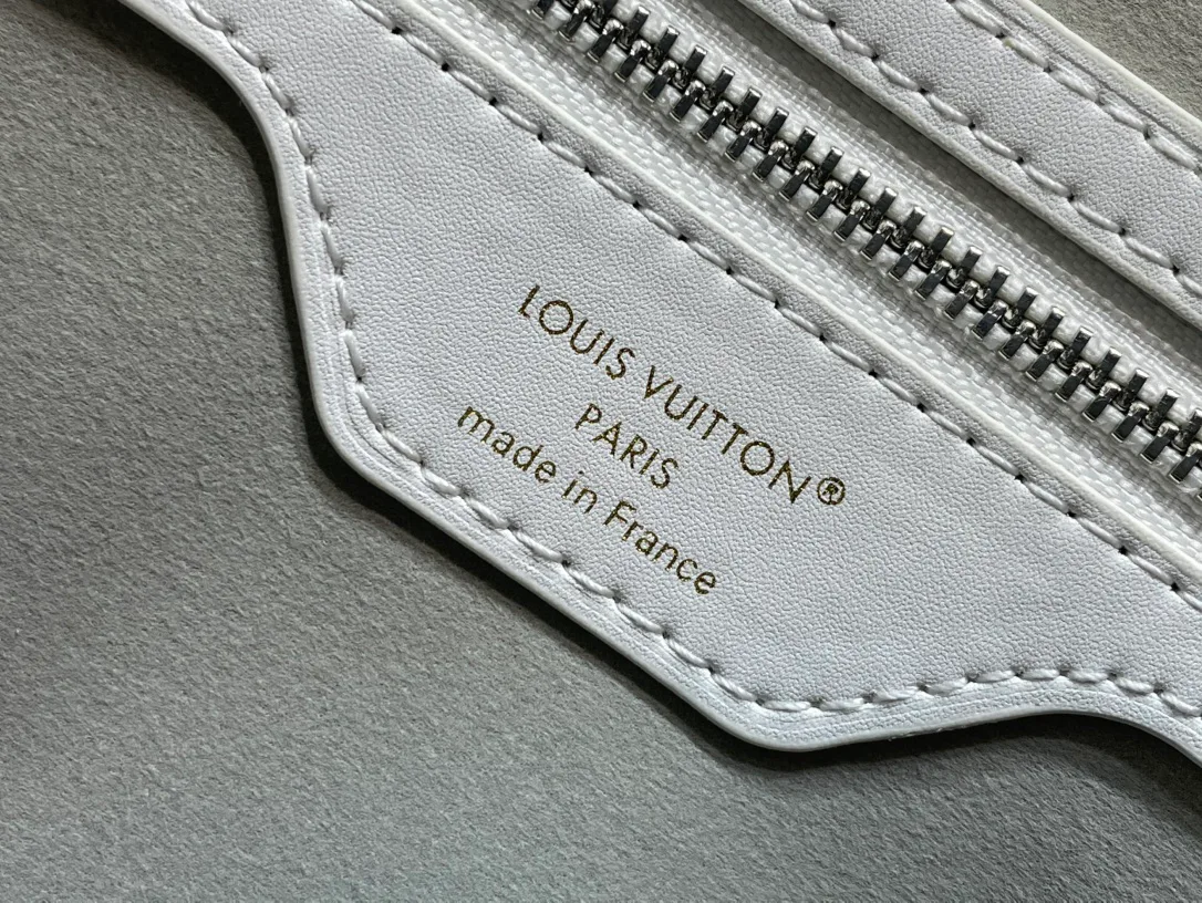 Сумки На Ремне Женские Louis Vuitton 57743