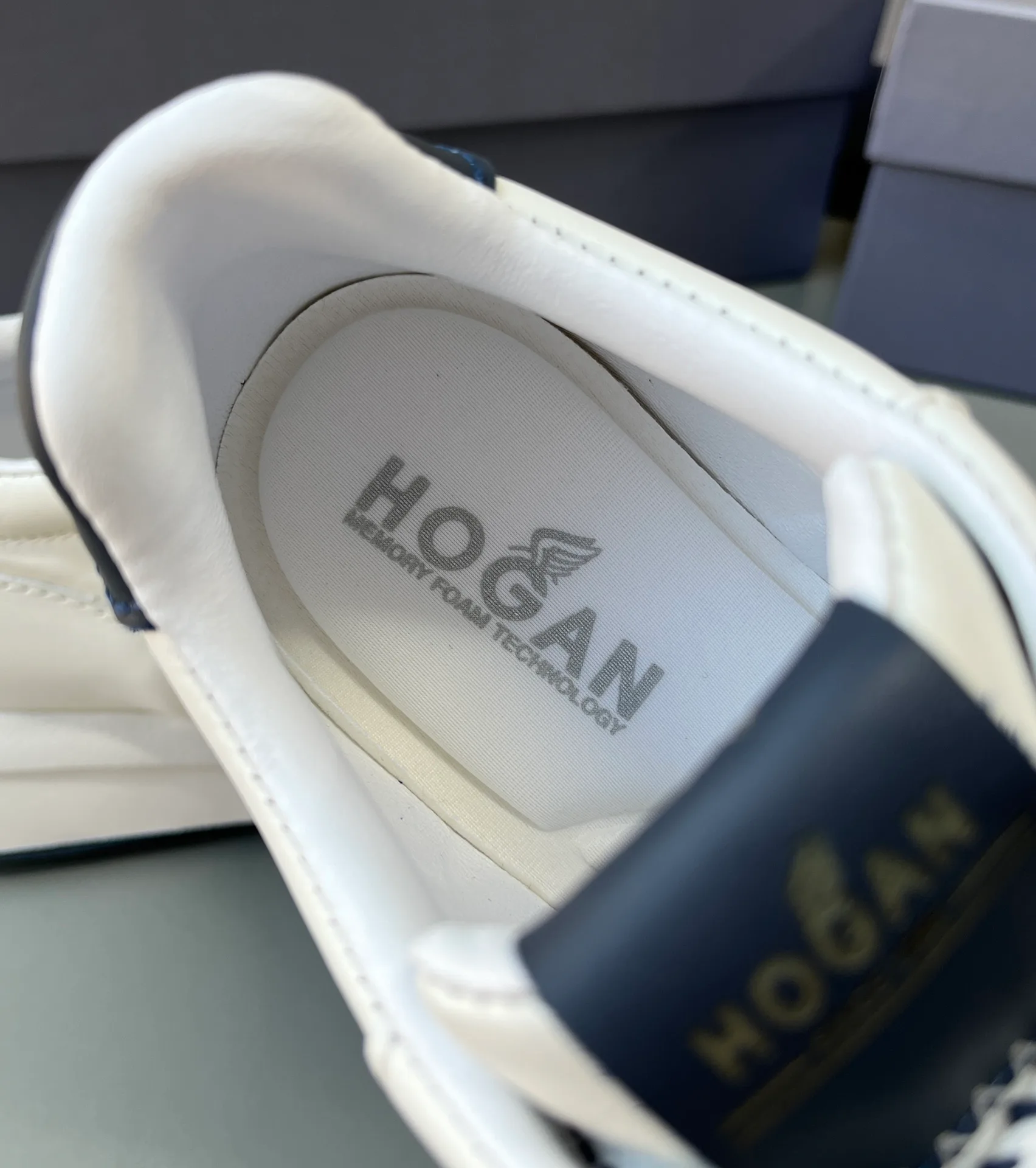 Кроссовки Женские Hogan 12629891