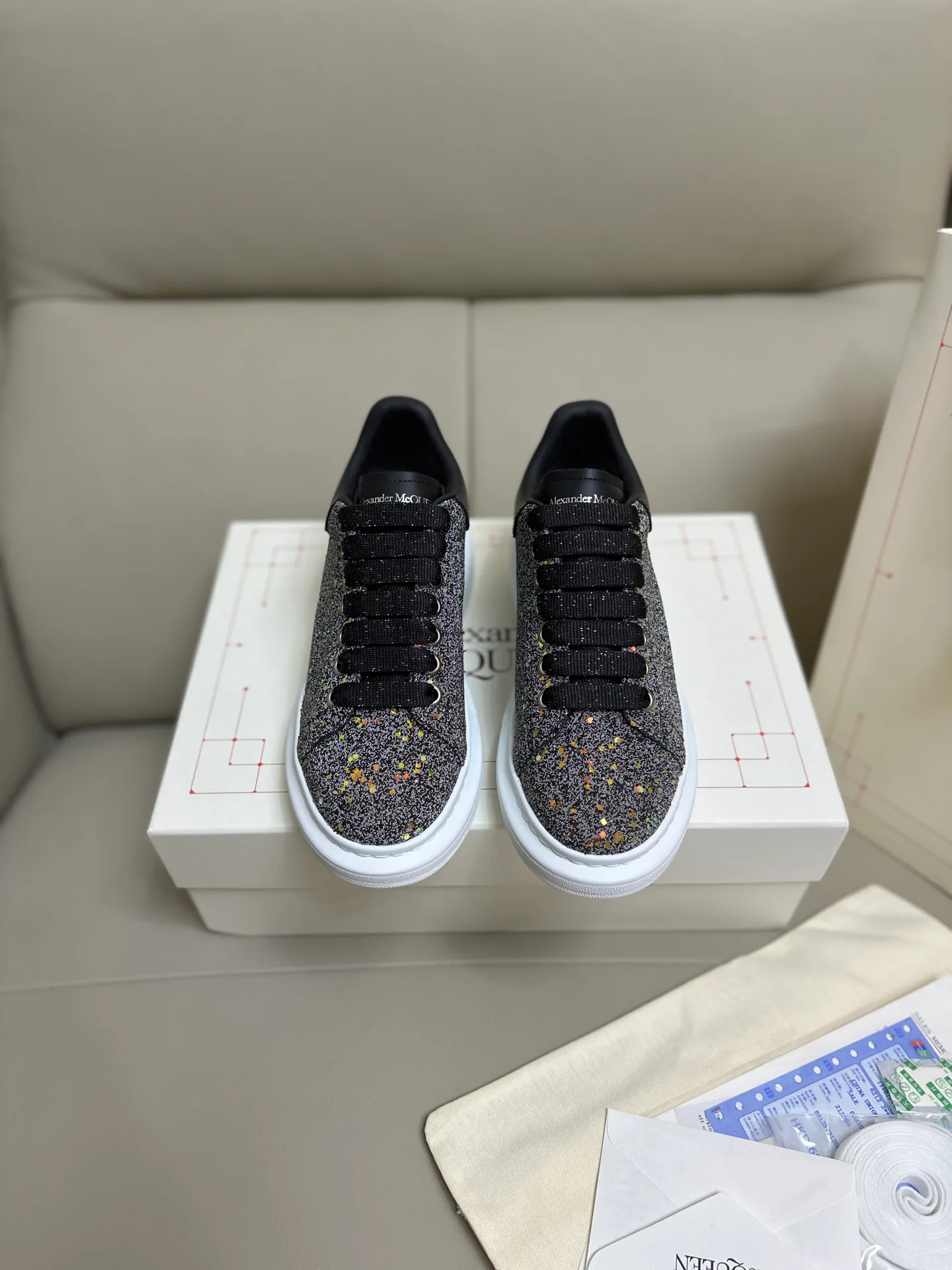 Кроссовки Женские Alexander Mcqueen 18616784