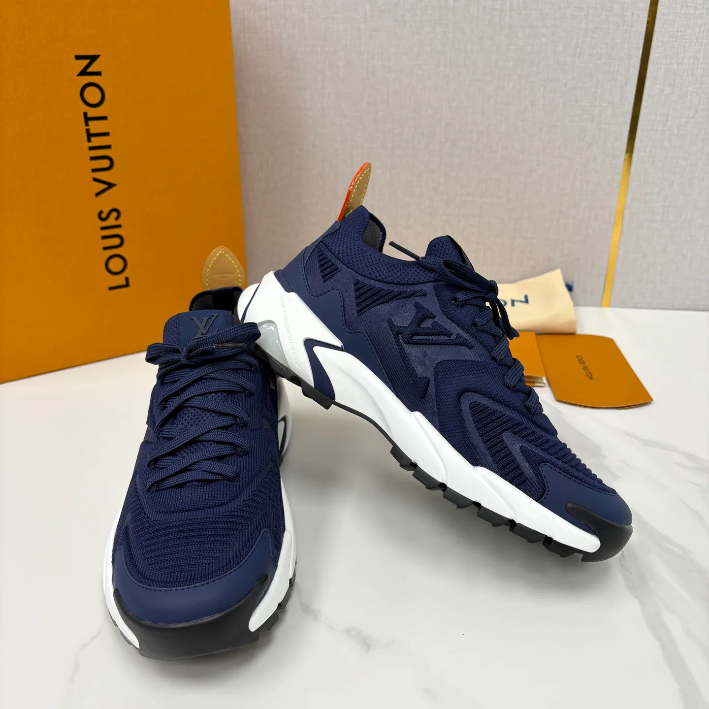 Кроссовки Мужские Louis Vuitton 13140753