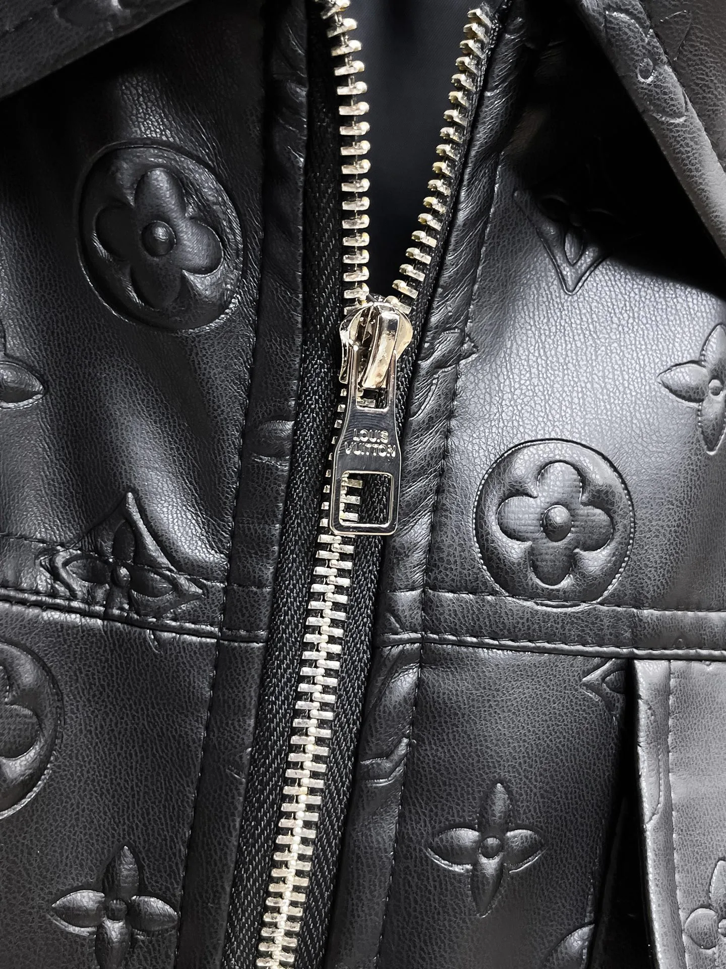 Кожаные Куртки И Дублёнки Мужские Louis Vuitton 18197257