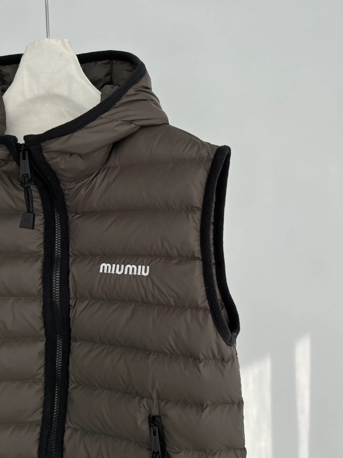 Жилеты Женские Miu Miu 18793325