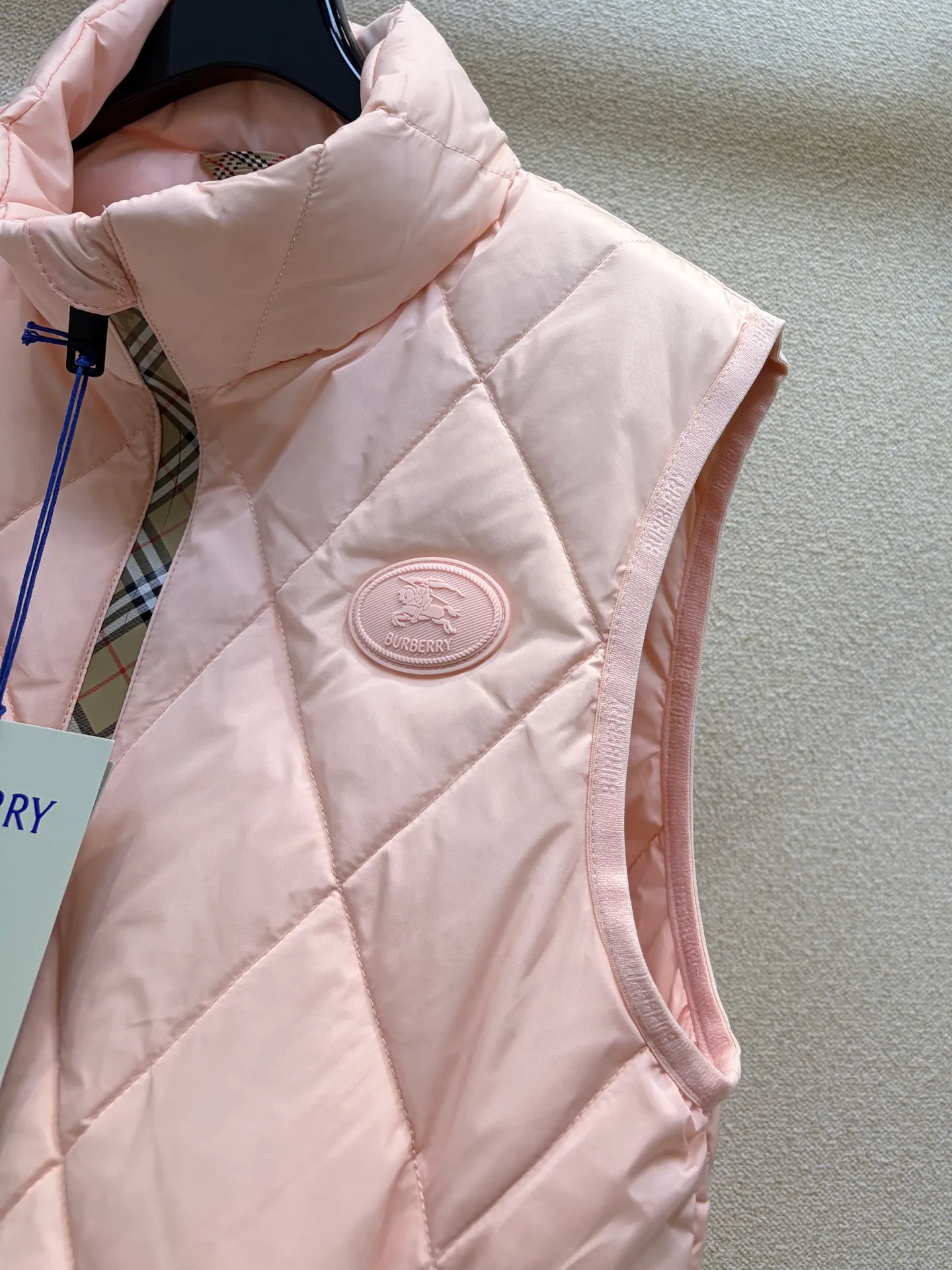 Жилеты Женские Burberry 18605876