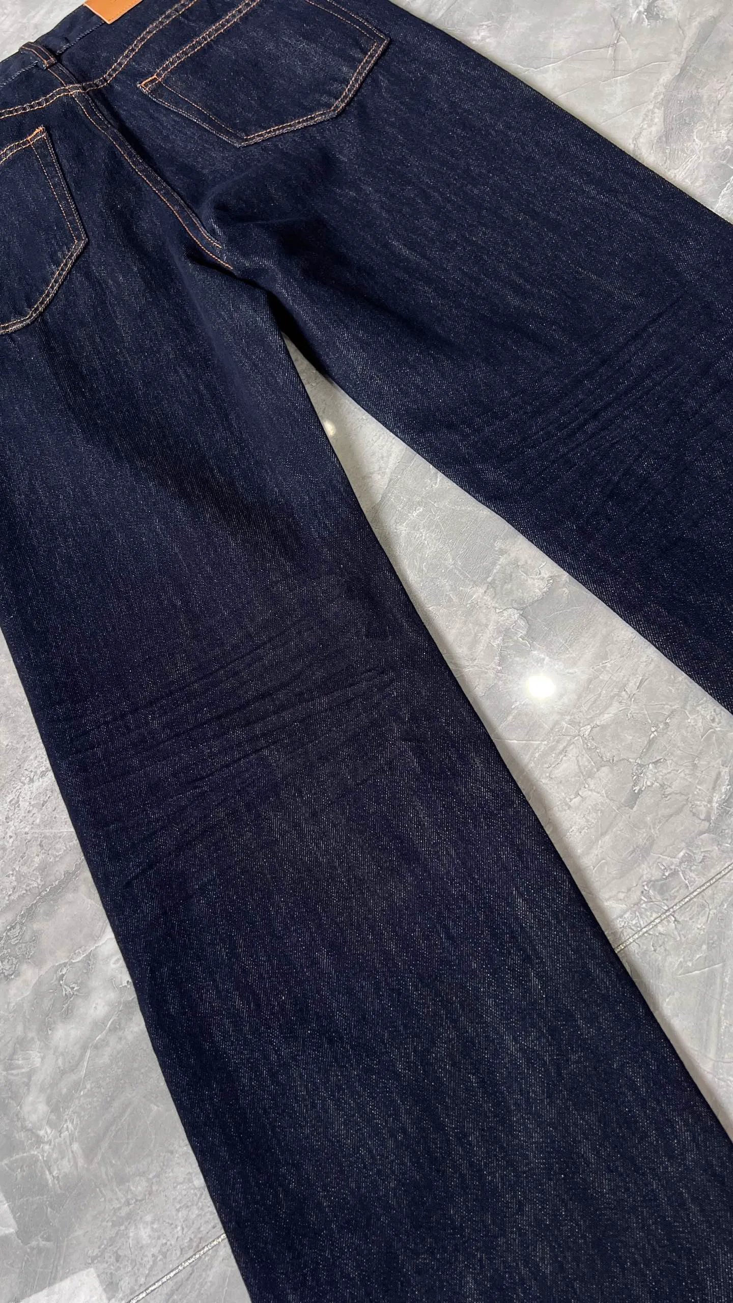 Джинсы Женские Saint Laurent 18993259