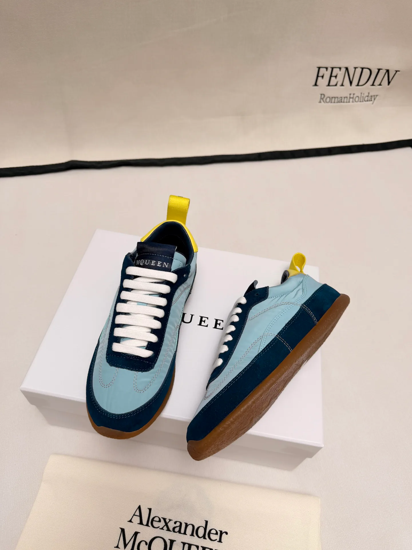 Кроссовки Женские Alexander Mcqueen 1431712