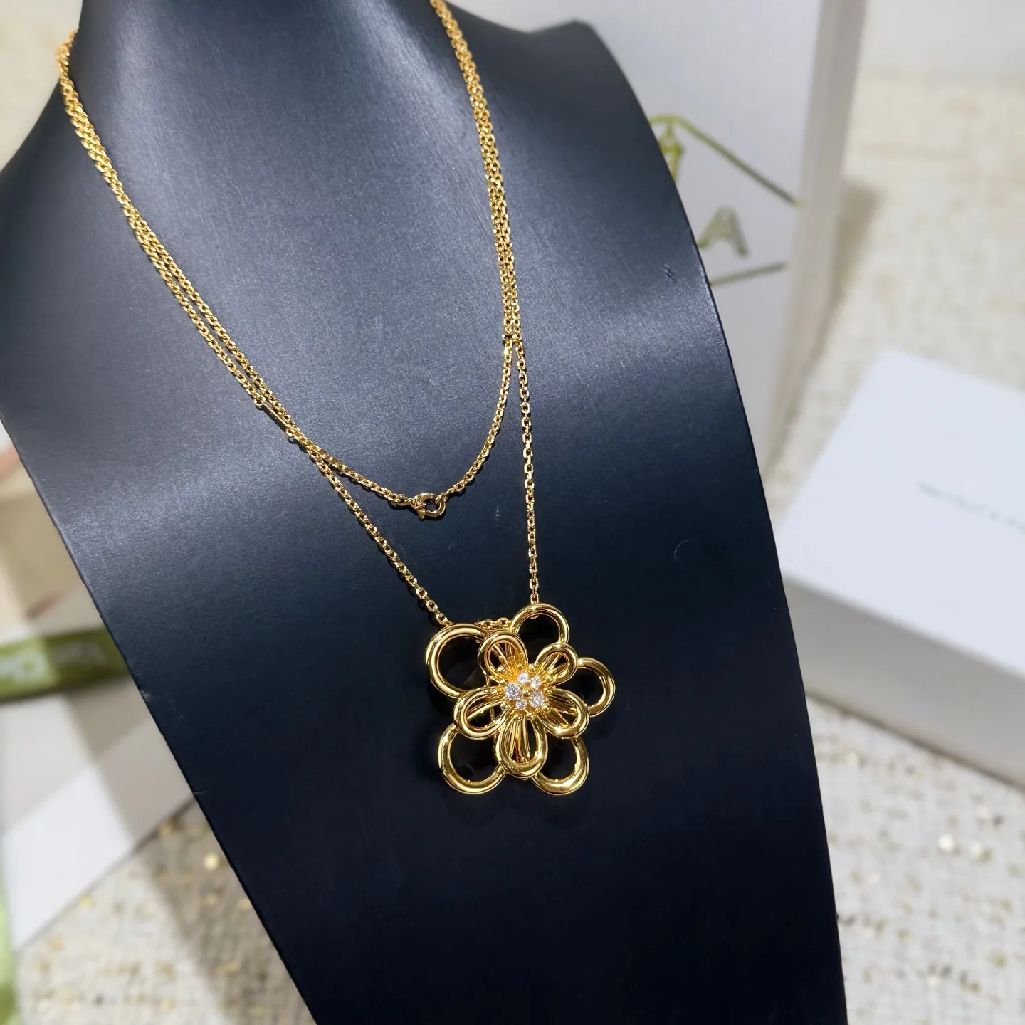 Бижутерия Van Cleef & Arpels 18225878