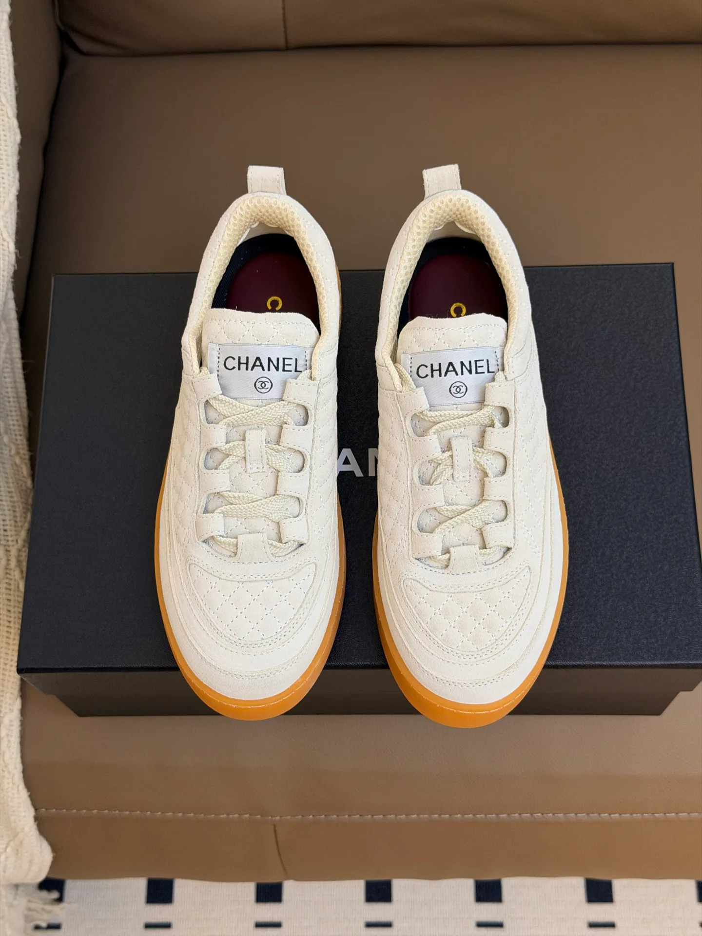 Кроссовки Женские Chanel 17510622