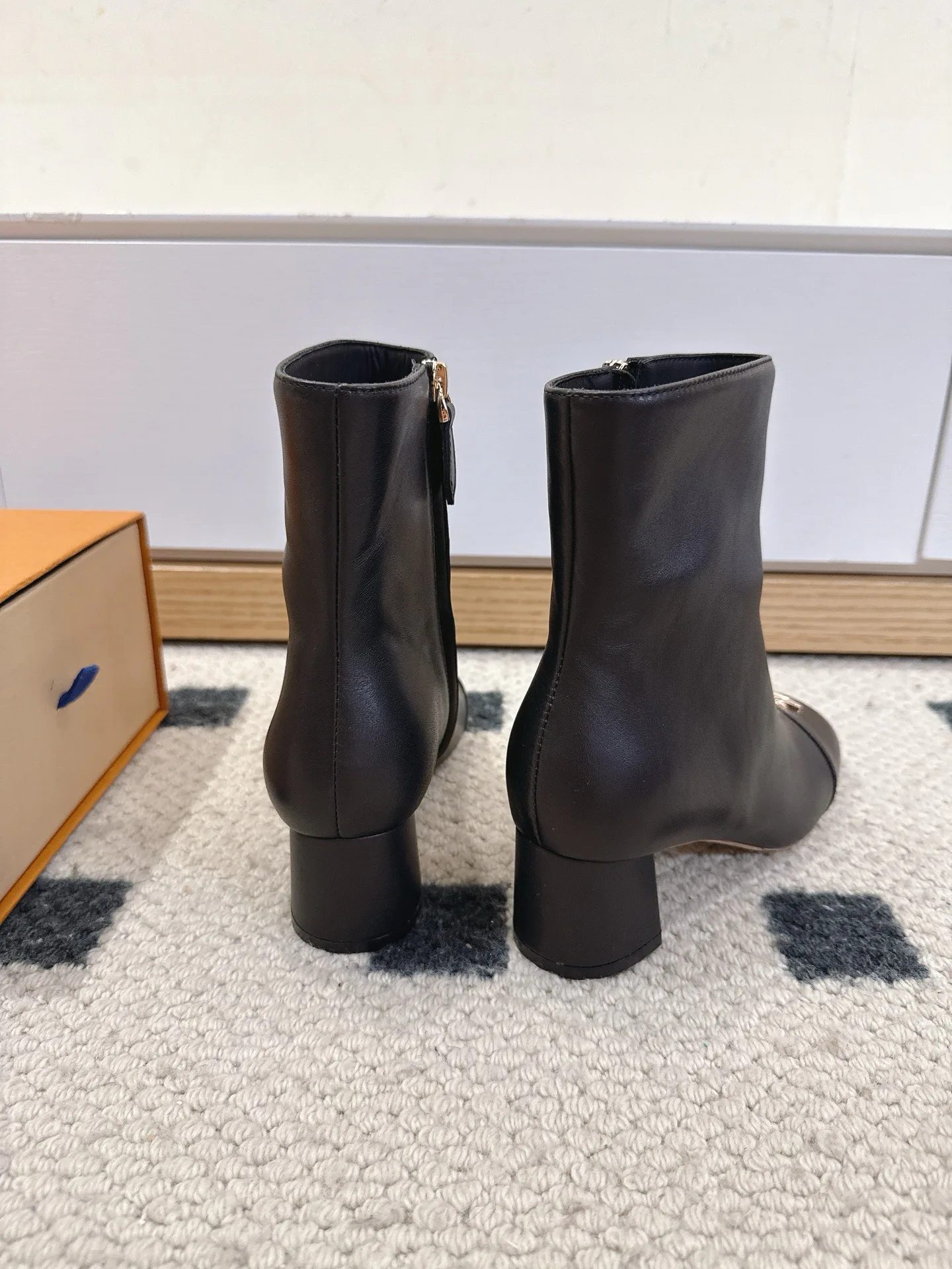 Ботинки Женские Louis Vuitton 5018347