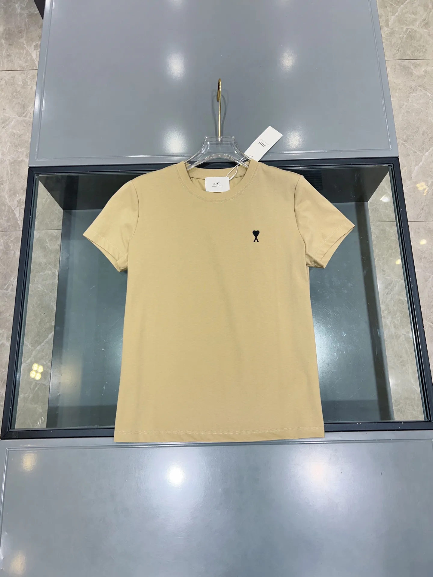 Футболки Женские Ami Paris 4897831
