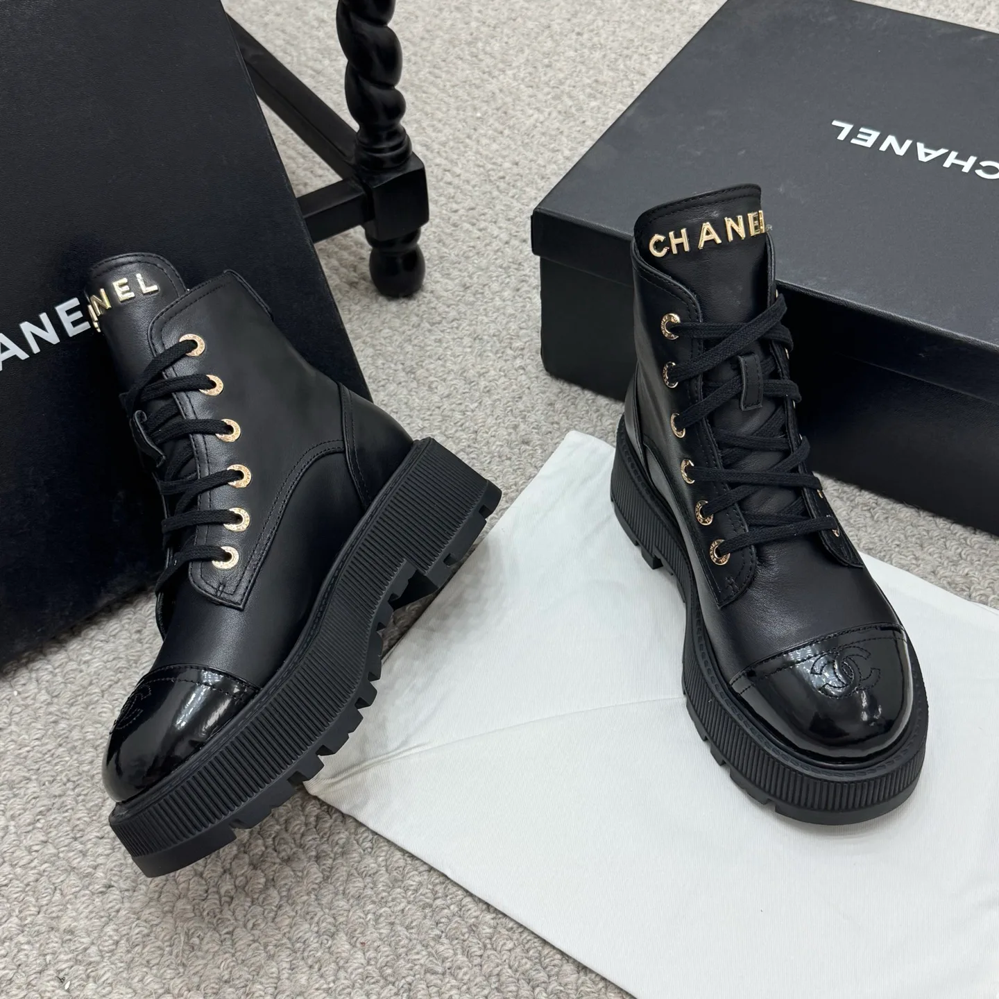 Ботинки Женские Chanel 19528651
