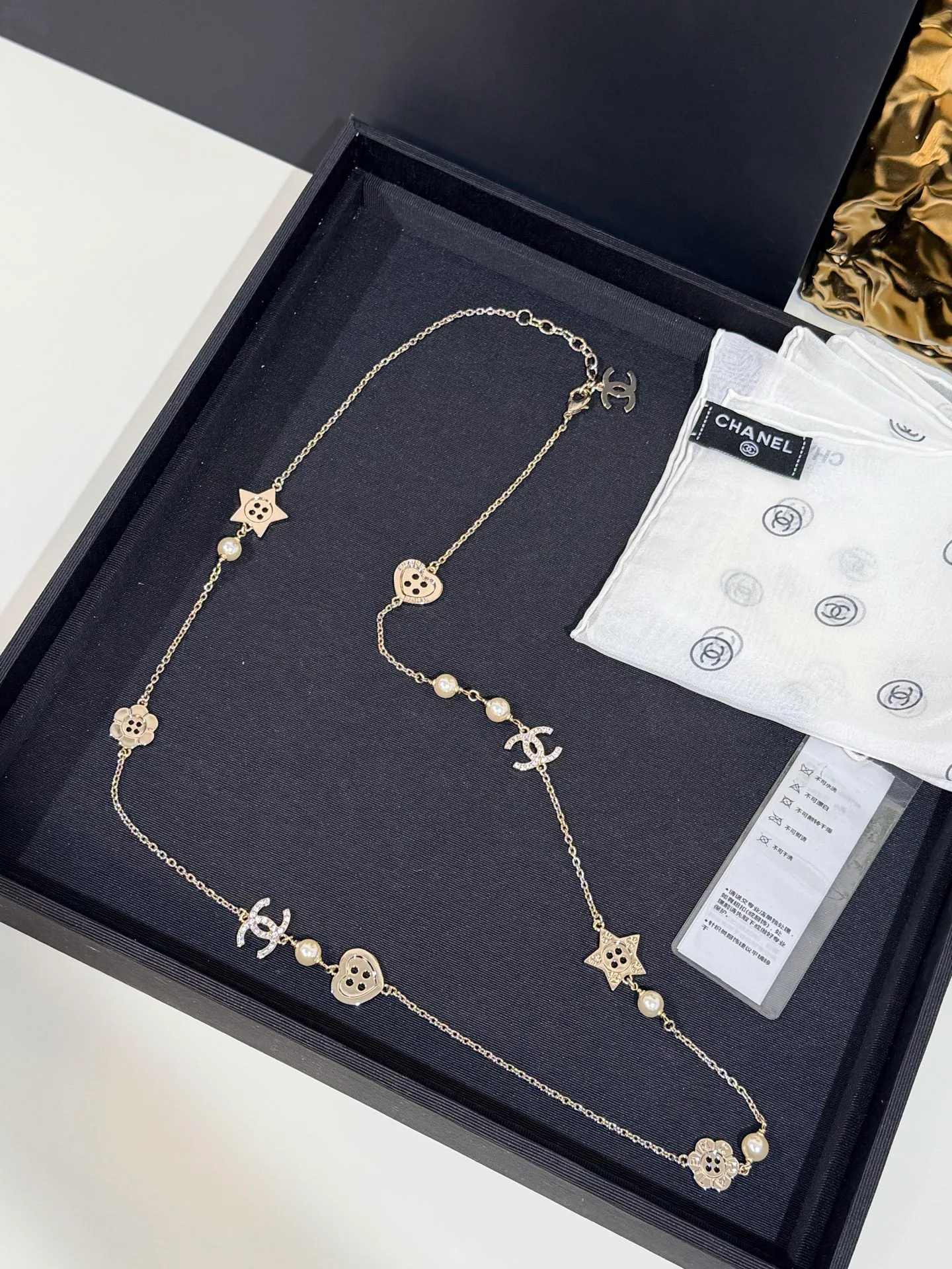 Бижутерия Chanel 18590631