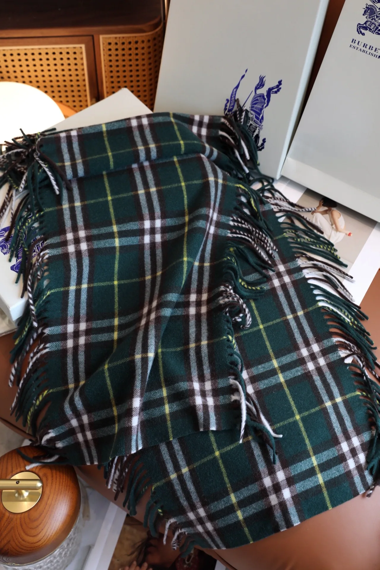 Шарфы Burberry 5396897