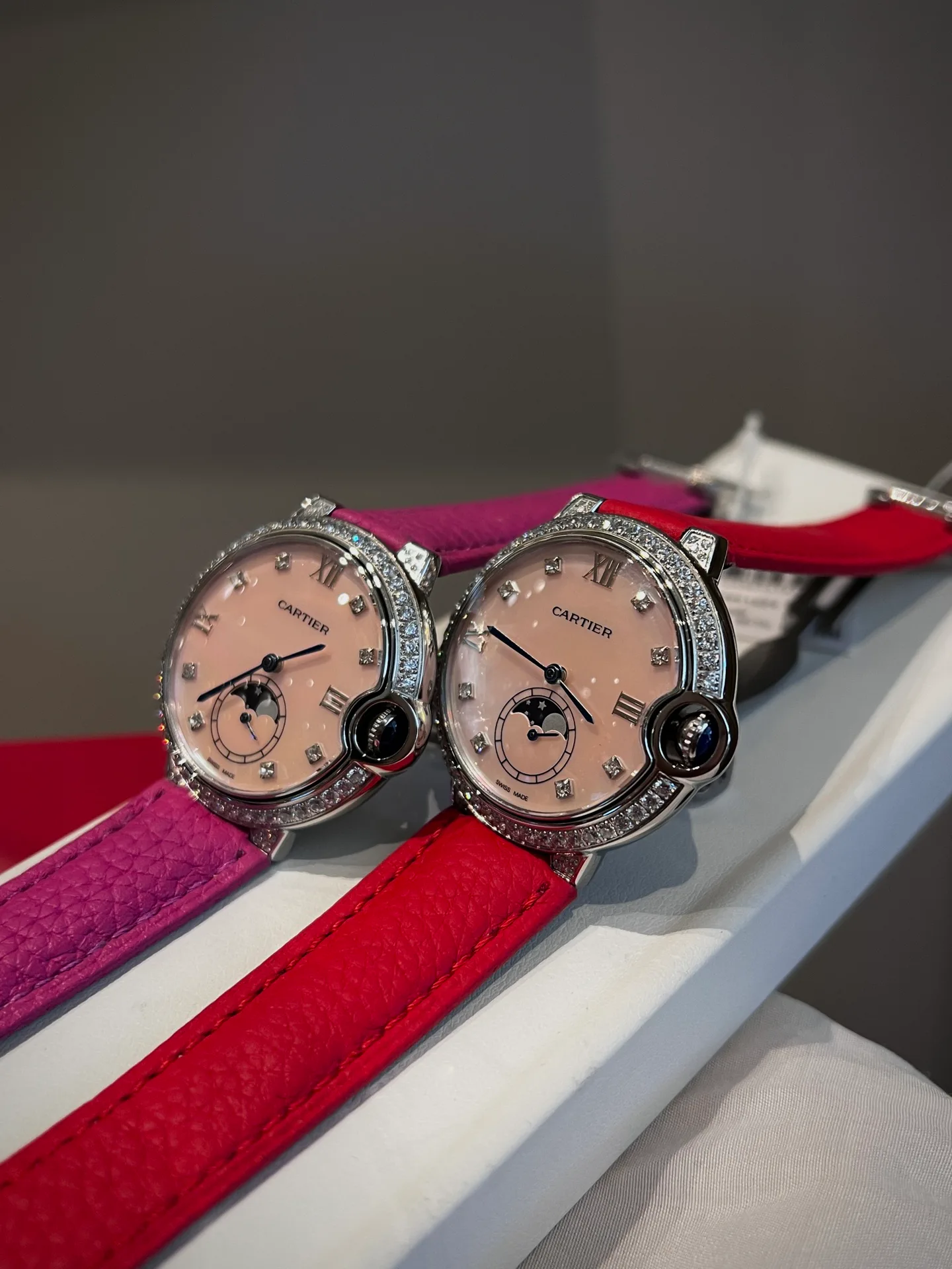 Часы Женские Cartier 17812113