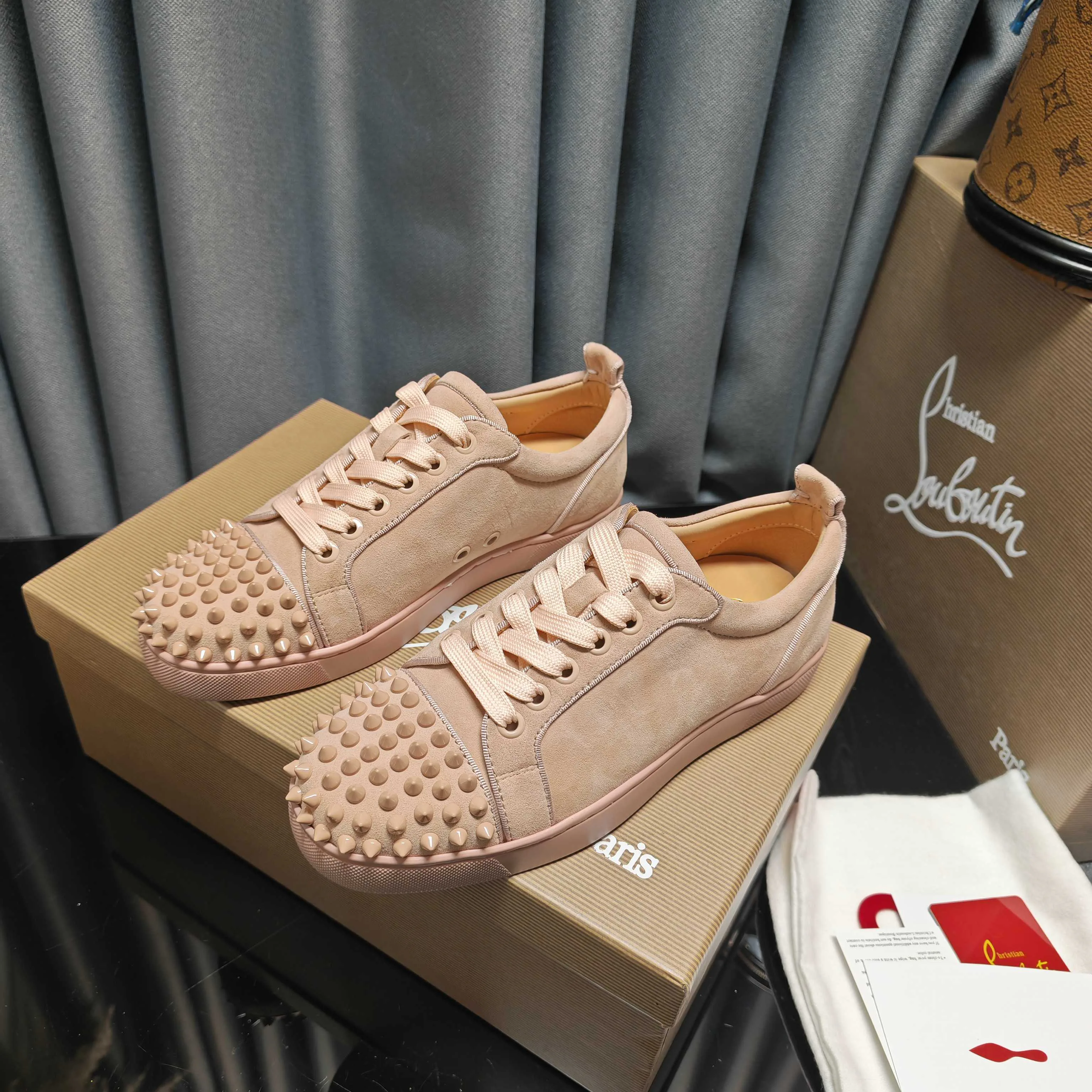 Кеды Женские Christian Louboutin 3958086