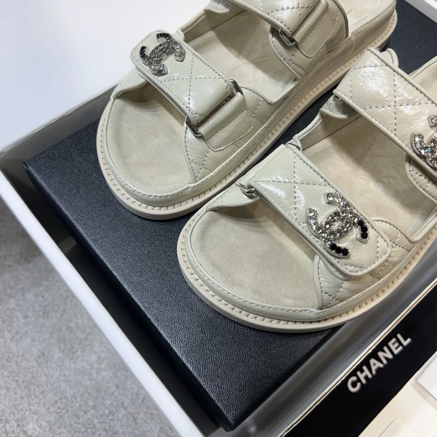 Шлепанцы Женские Chanel 23271