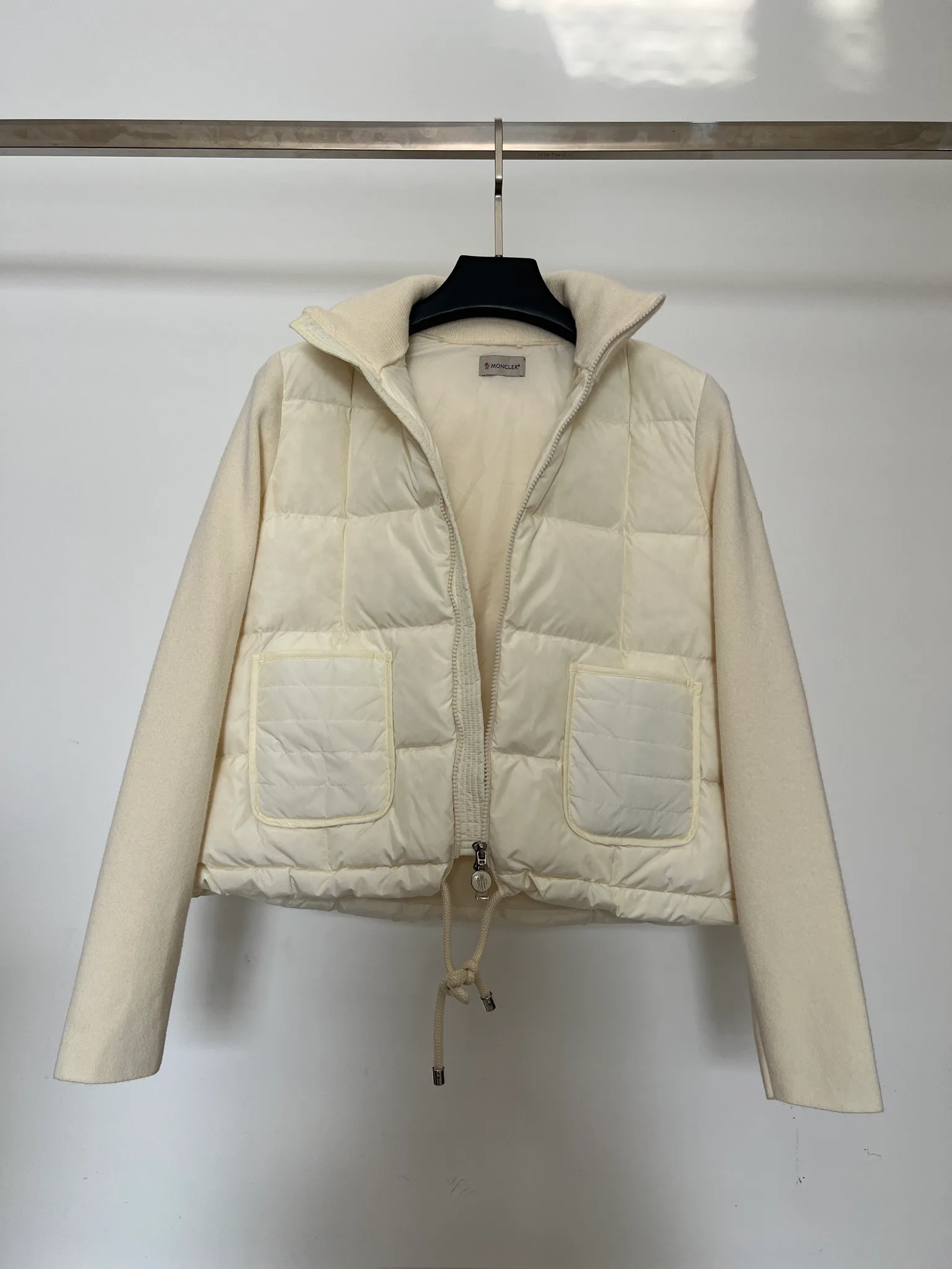 Куртки И Пуховики Женские Moncler 18416122