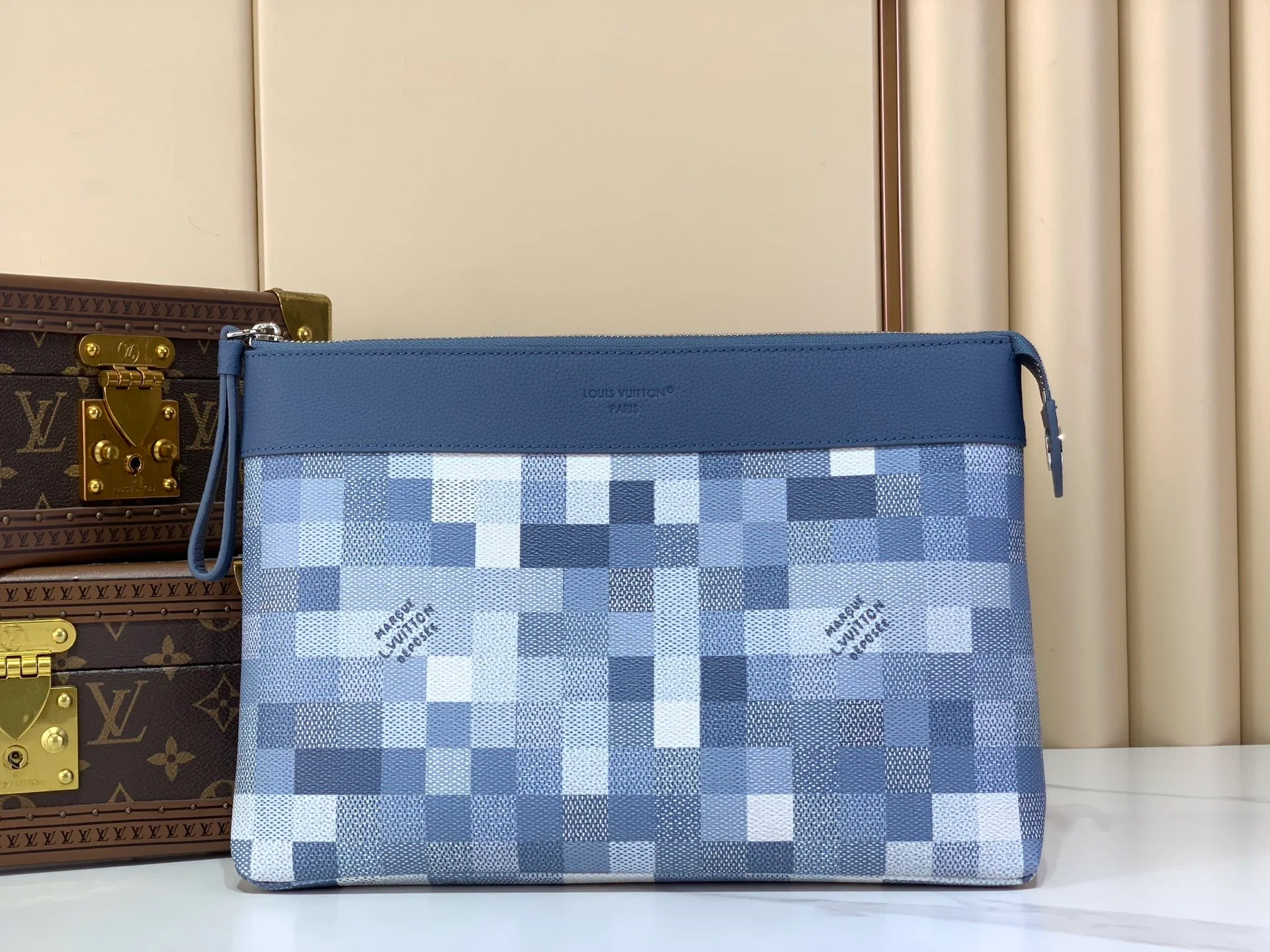 Клатчи Женские Louis Vuitton 14458801