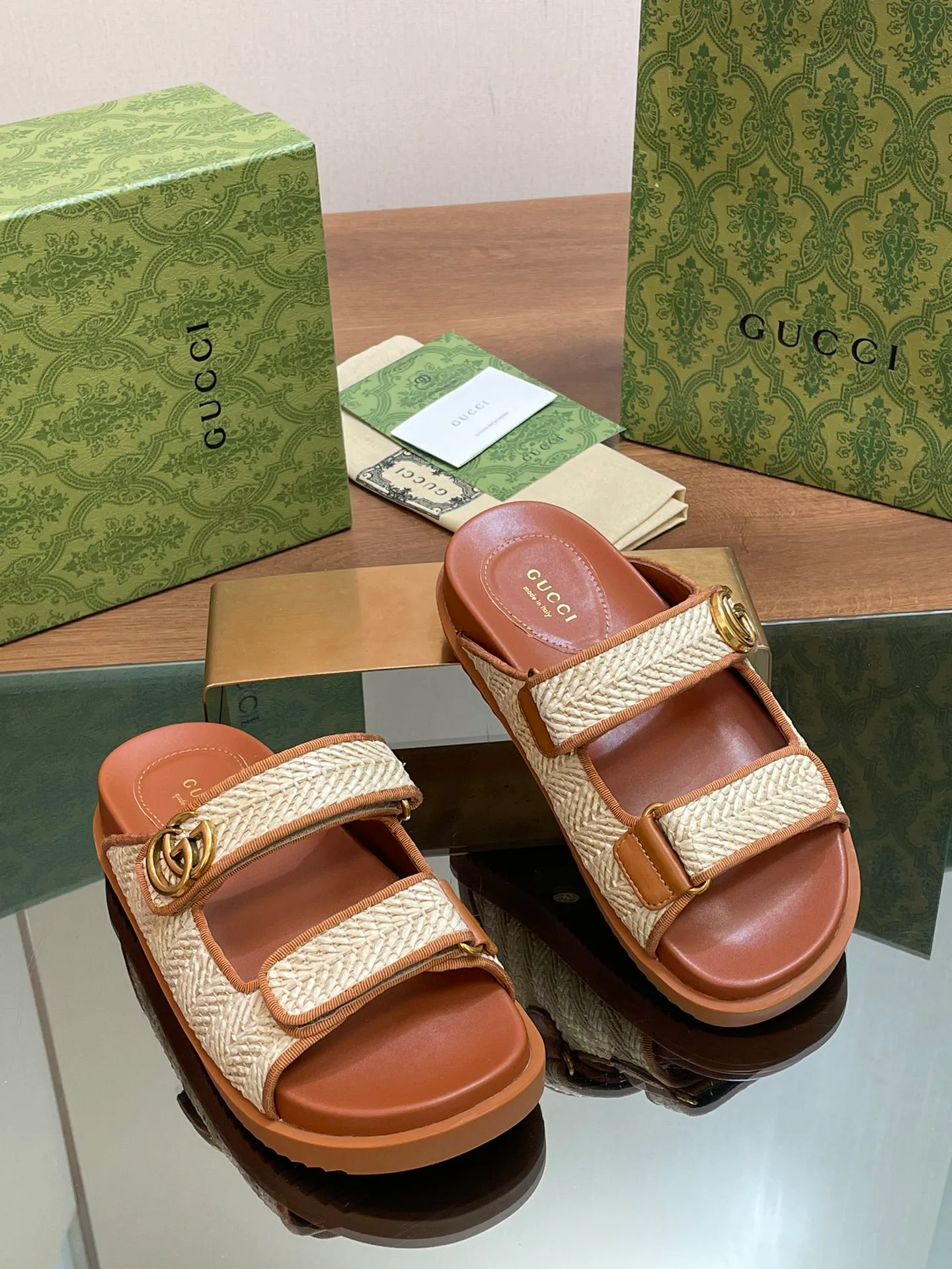 Шлепанцы Женские Gucci 21081