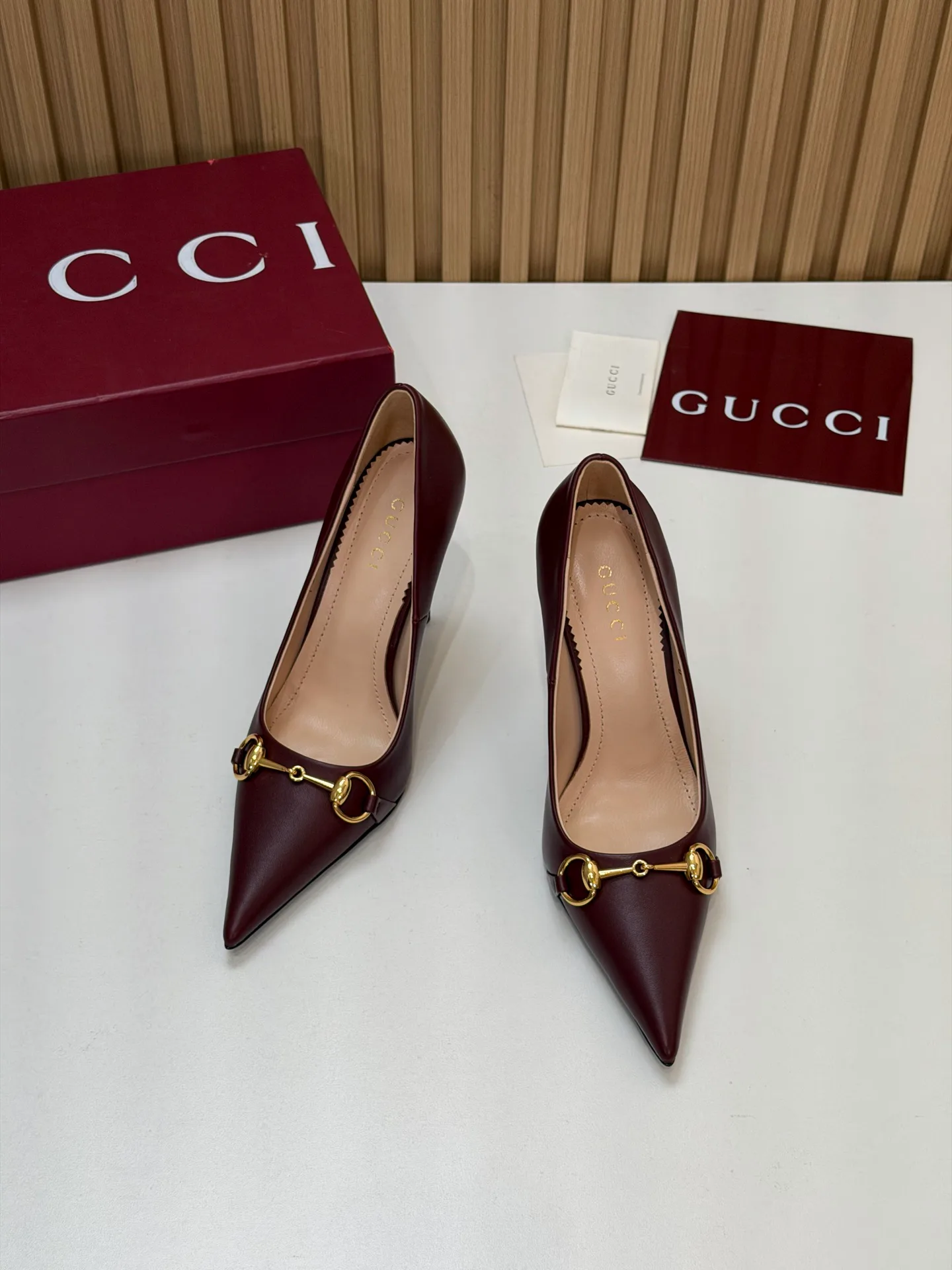 Туфли Женские Gucci 18245477