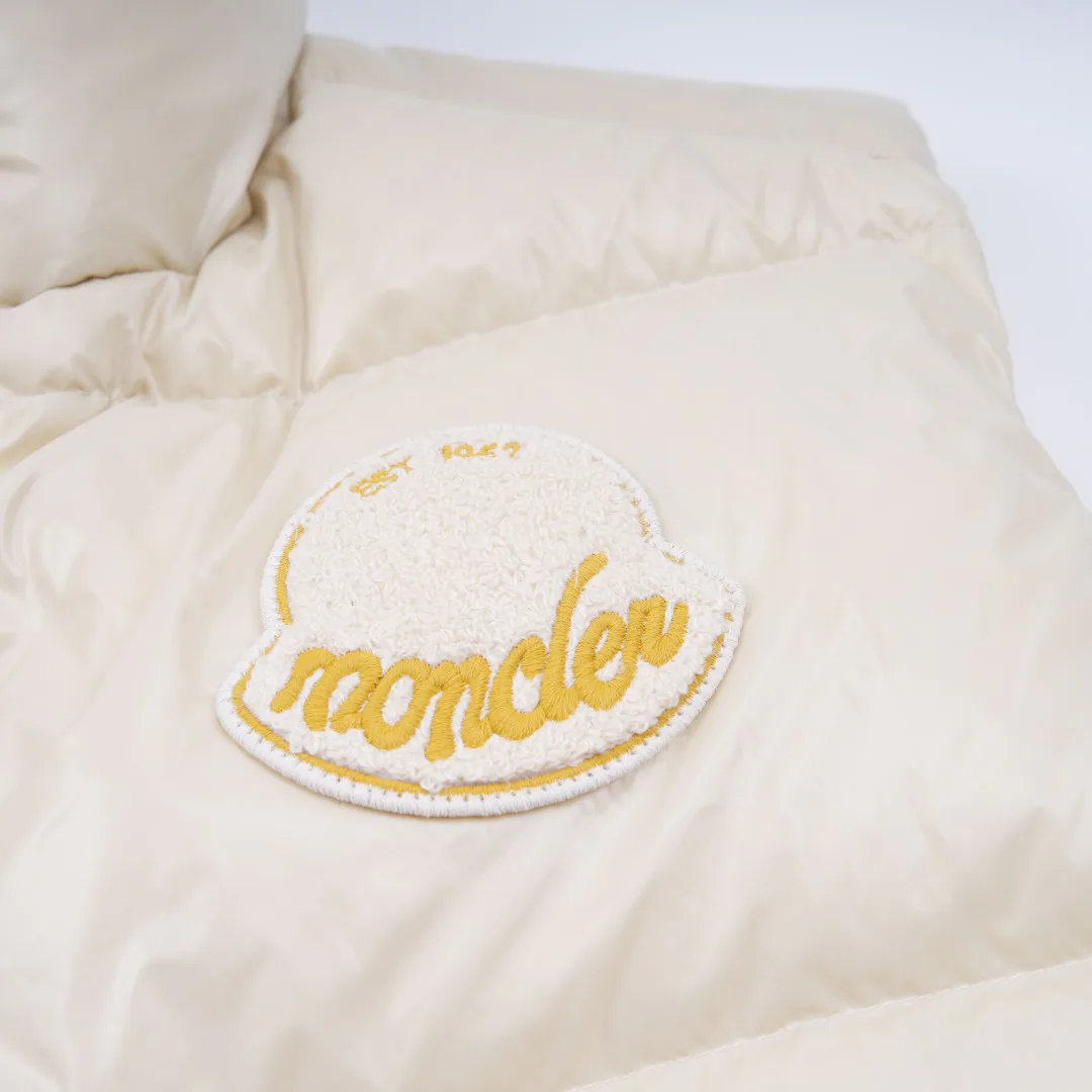 Жилеты Женские Moncler 112683