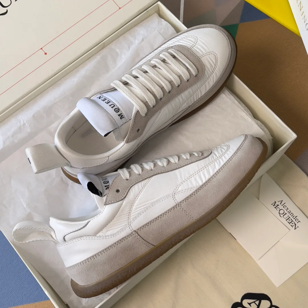 Кроссовки Женские Alexander Mcqueen 1115462