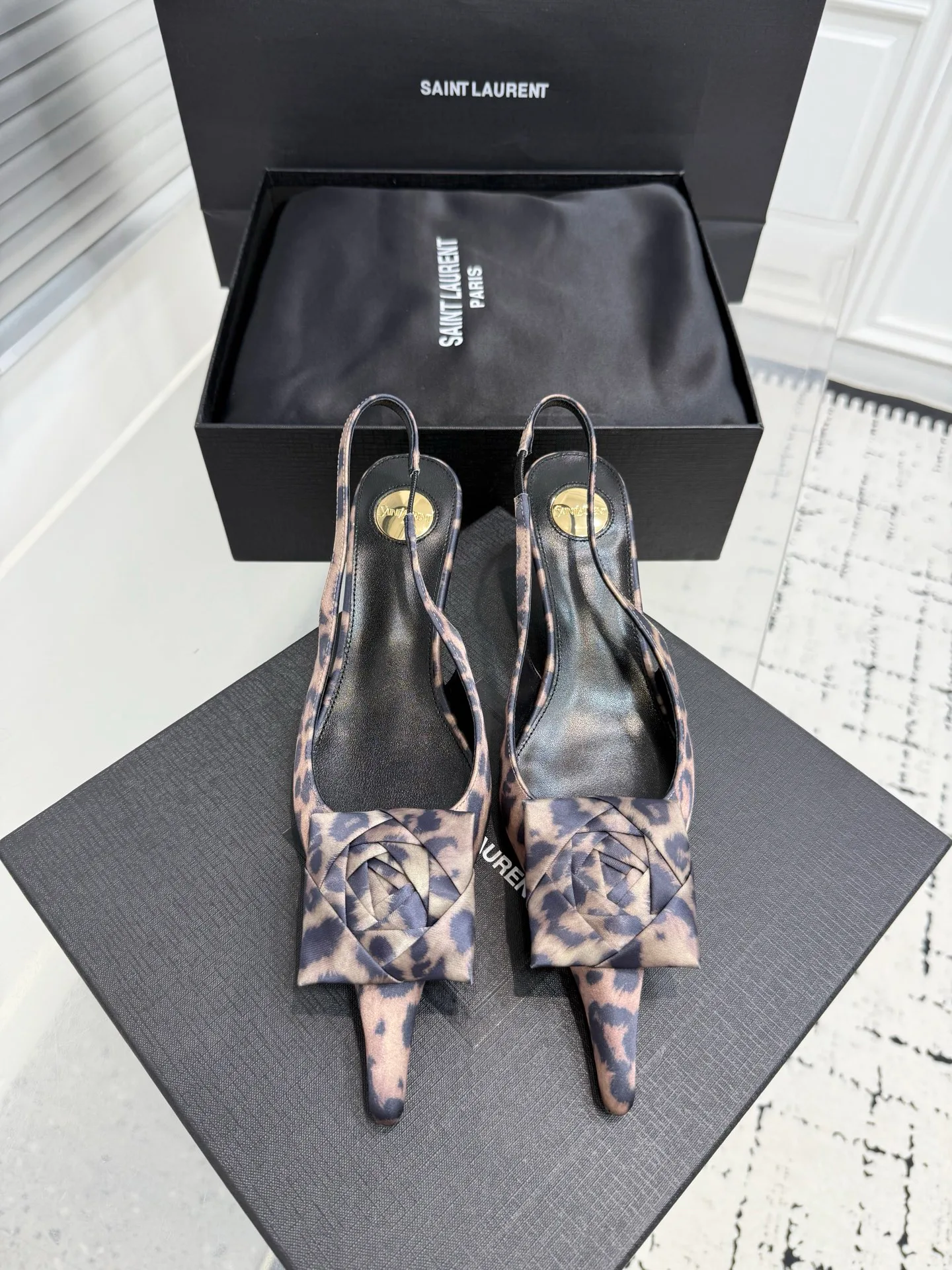 Туфли Женские Saint Laurent 303740