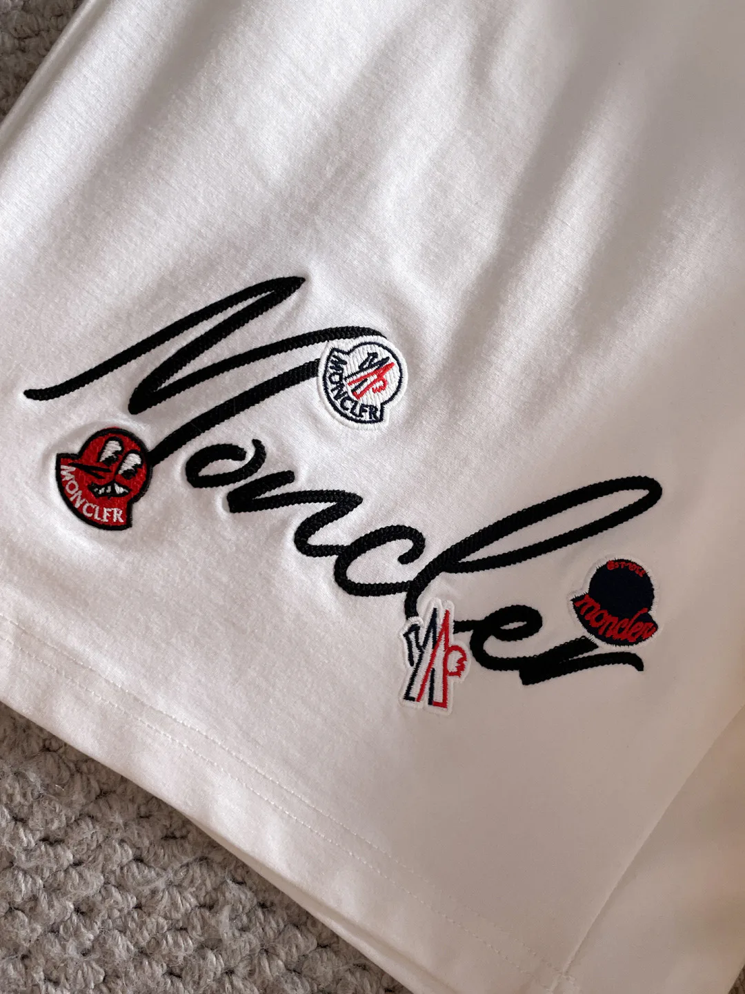 Шорты Мужские Moncler 10511880