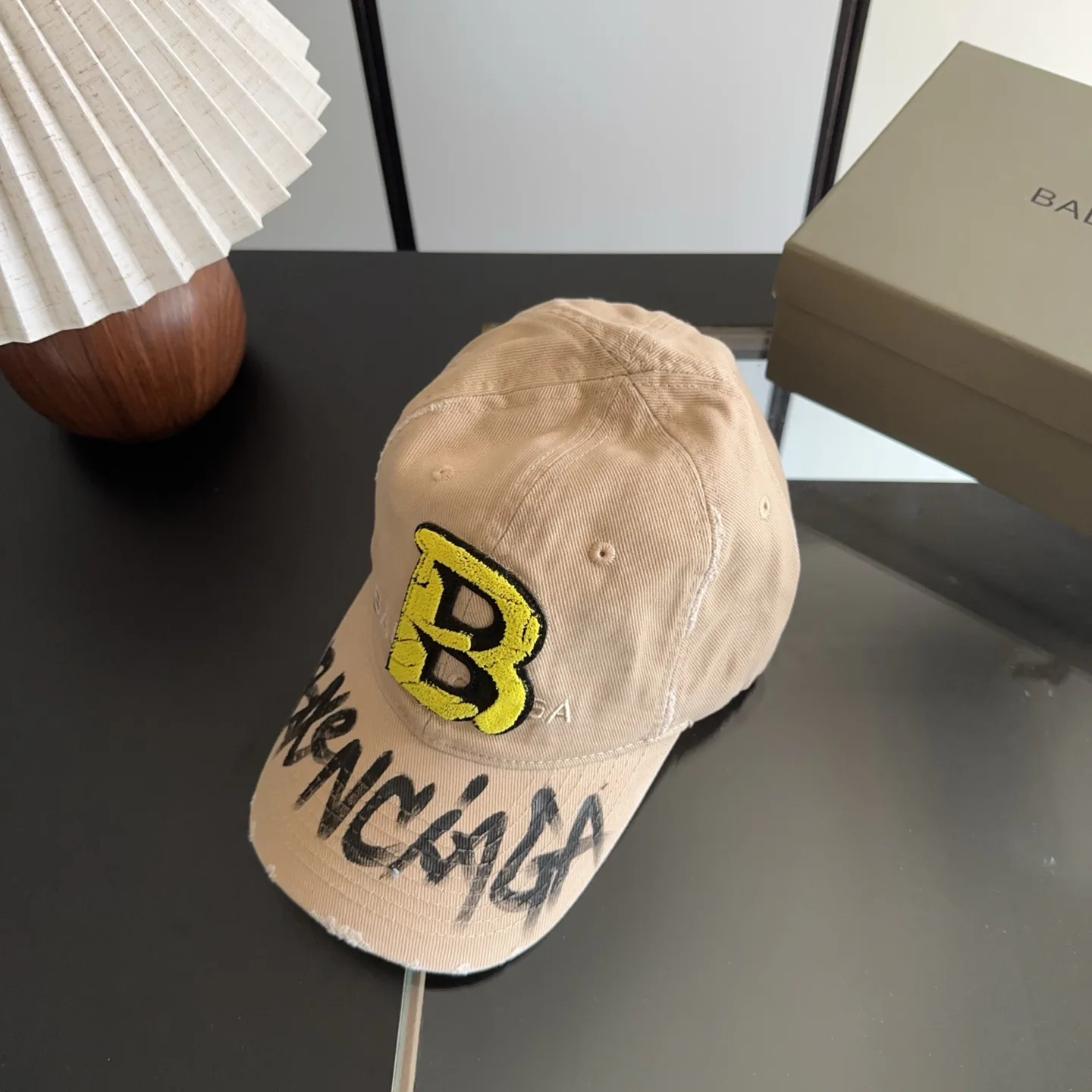 Головные Уборы Balenciaga 17646865