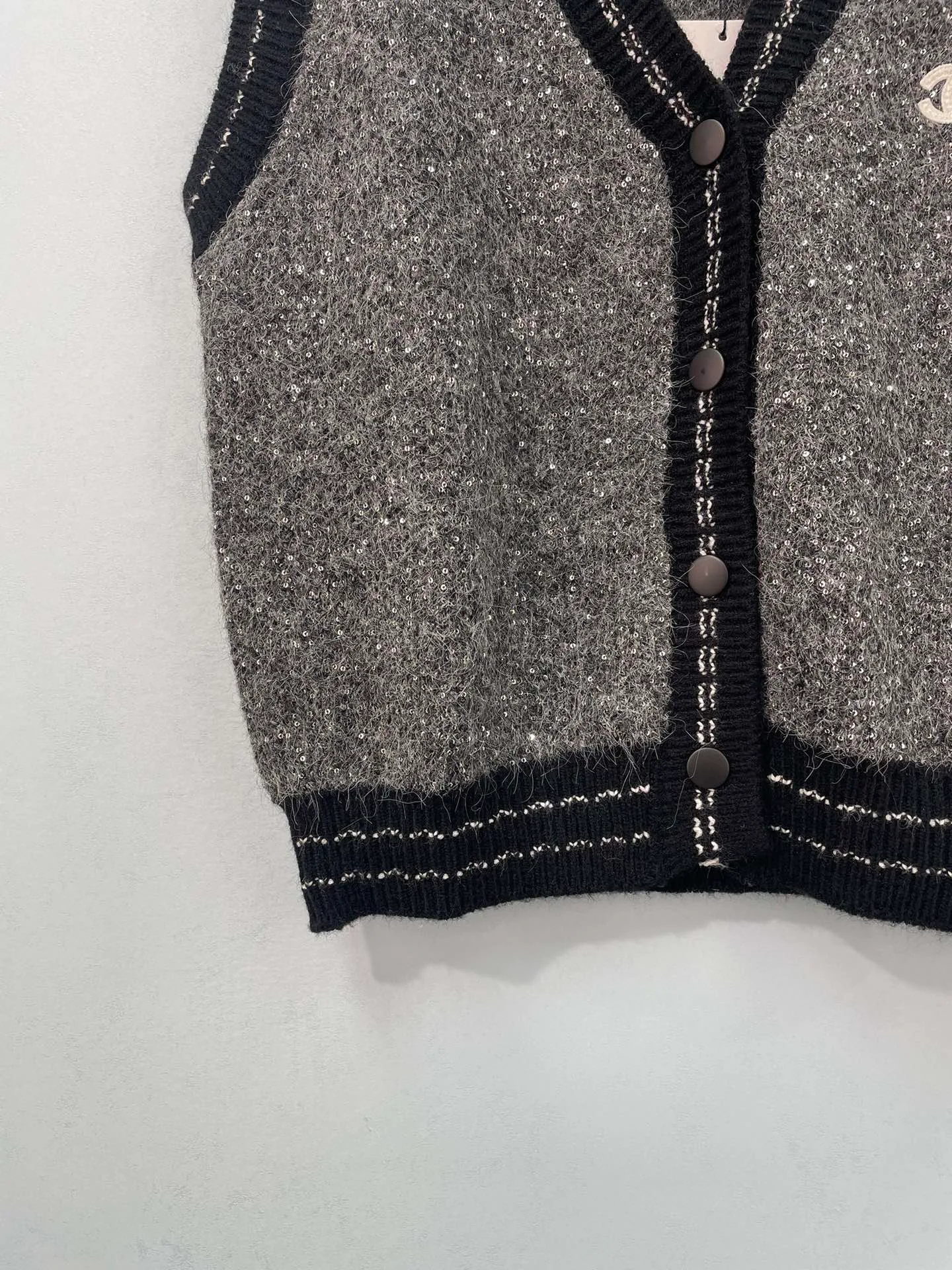 Жилеты Женские Chanel 18151989
