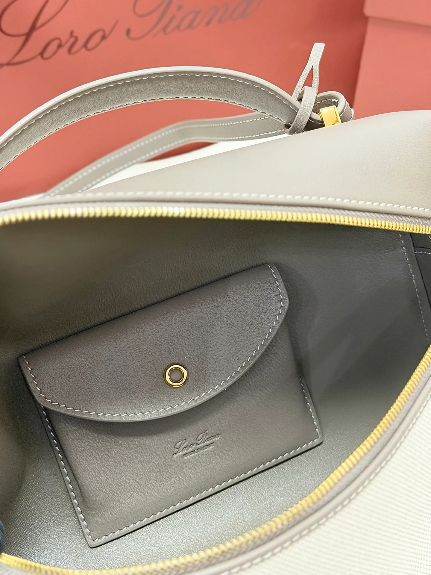 Классические Сумки Женские Loro Piana 17565039