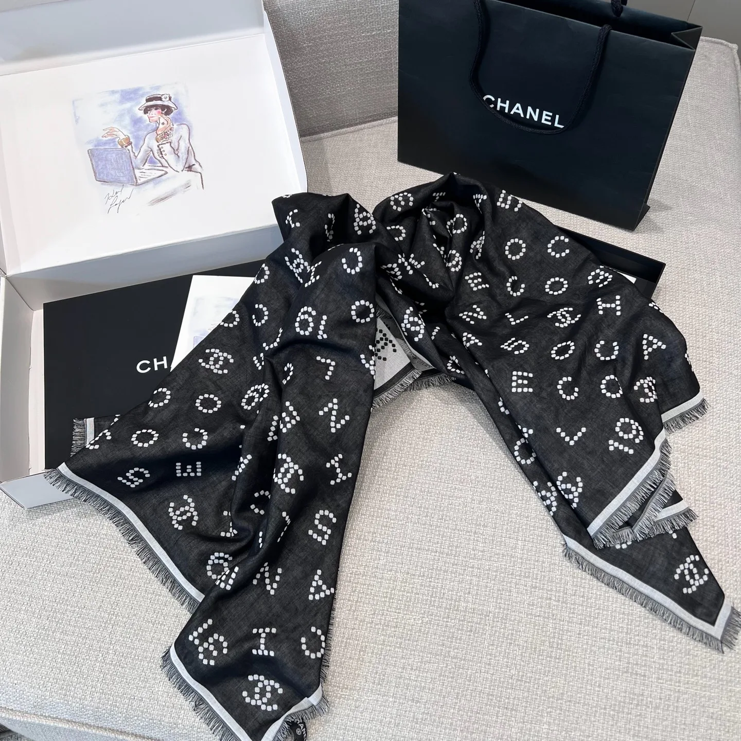 Шарфы Chanel 17913690