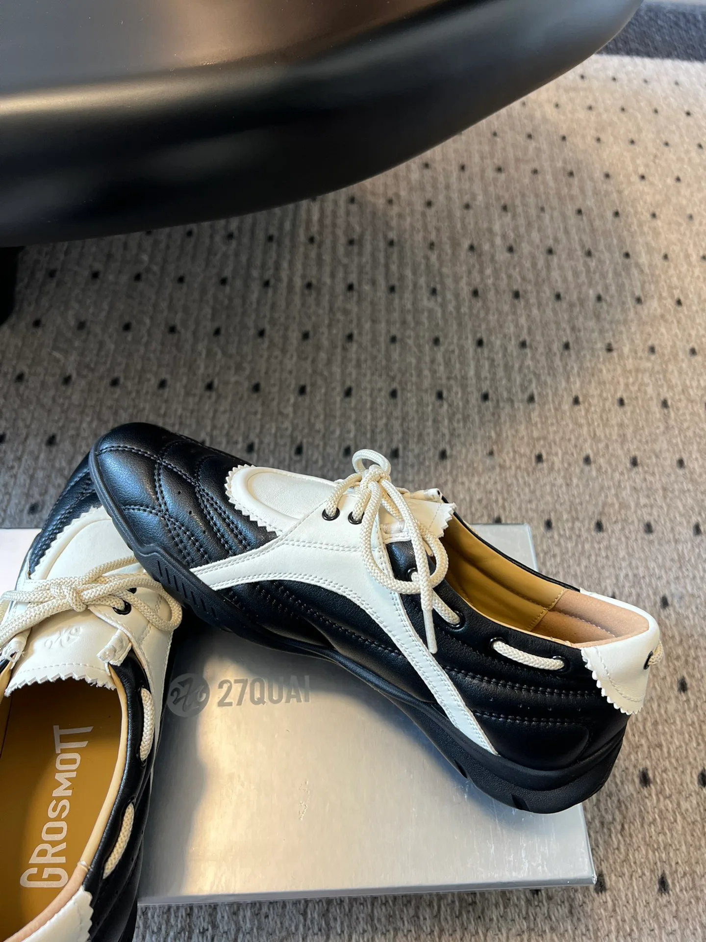 Кроссовки Женские Miu Miu 22442