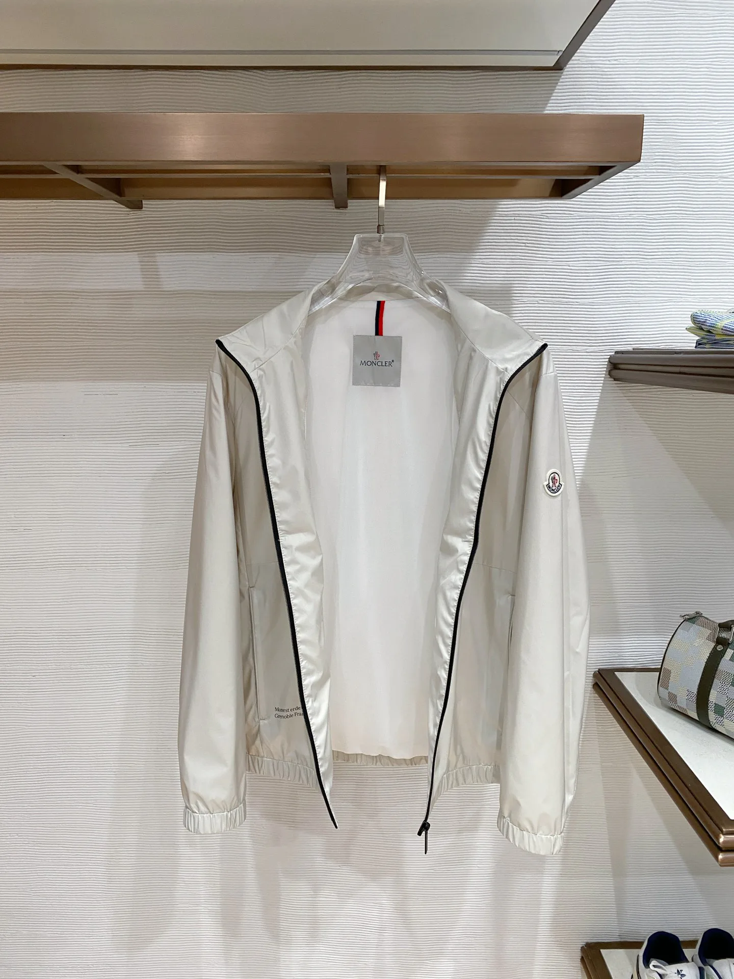 Пальто И Тренчи Мужские Moncler 11496525
