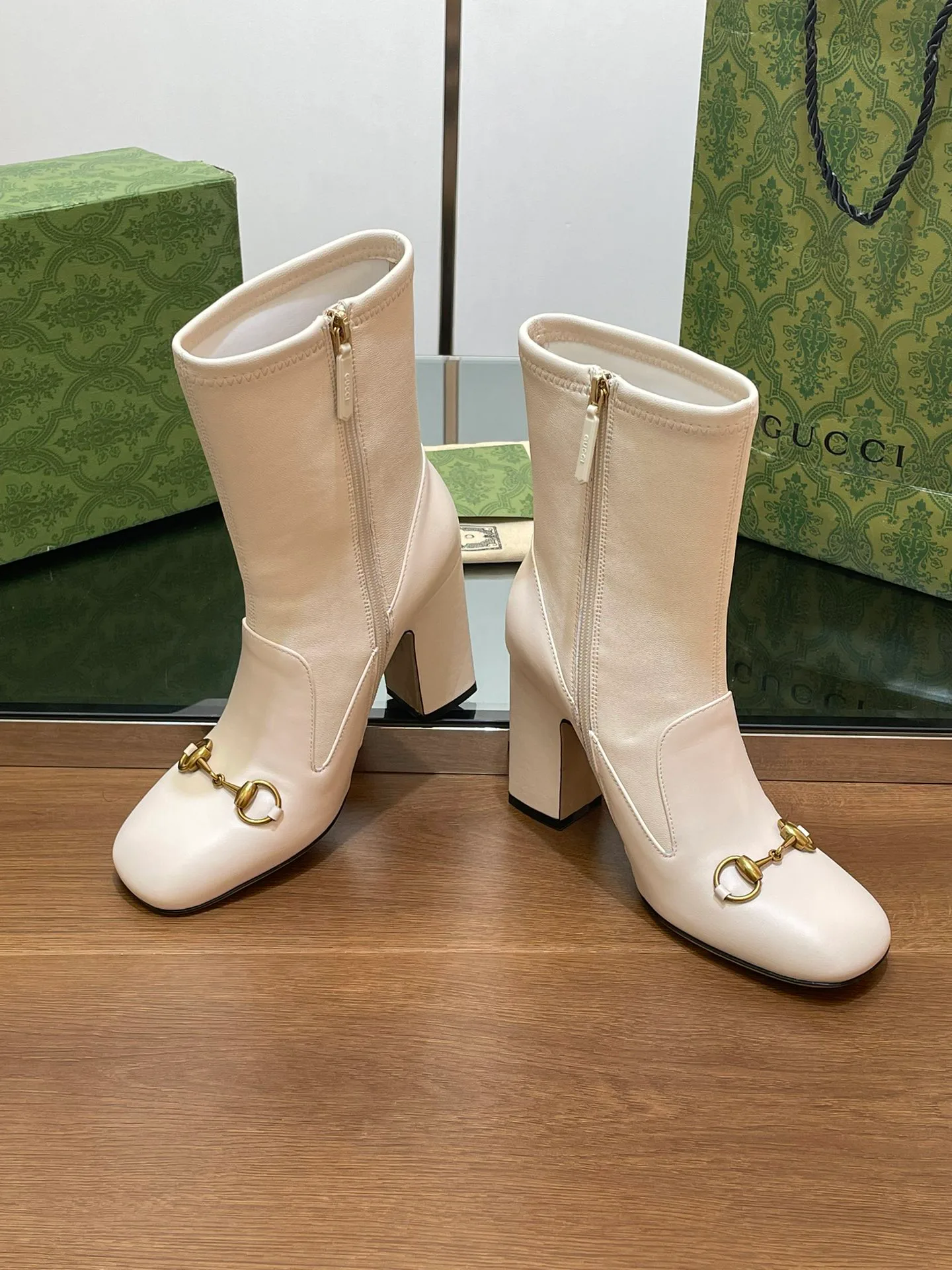 Ботильоны Женские Gucci 18083285