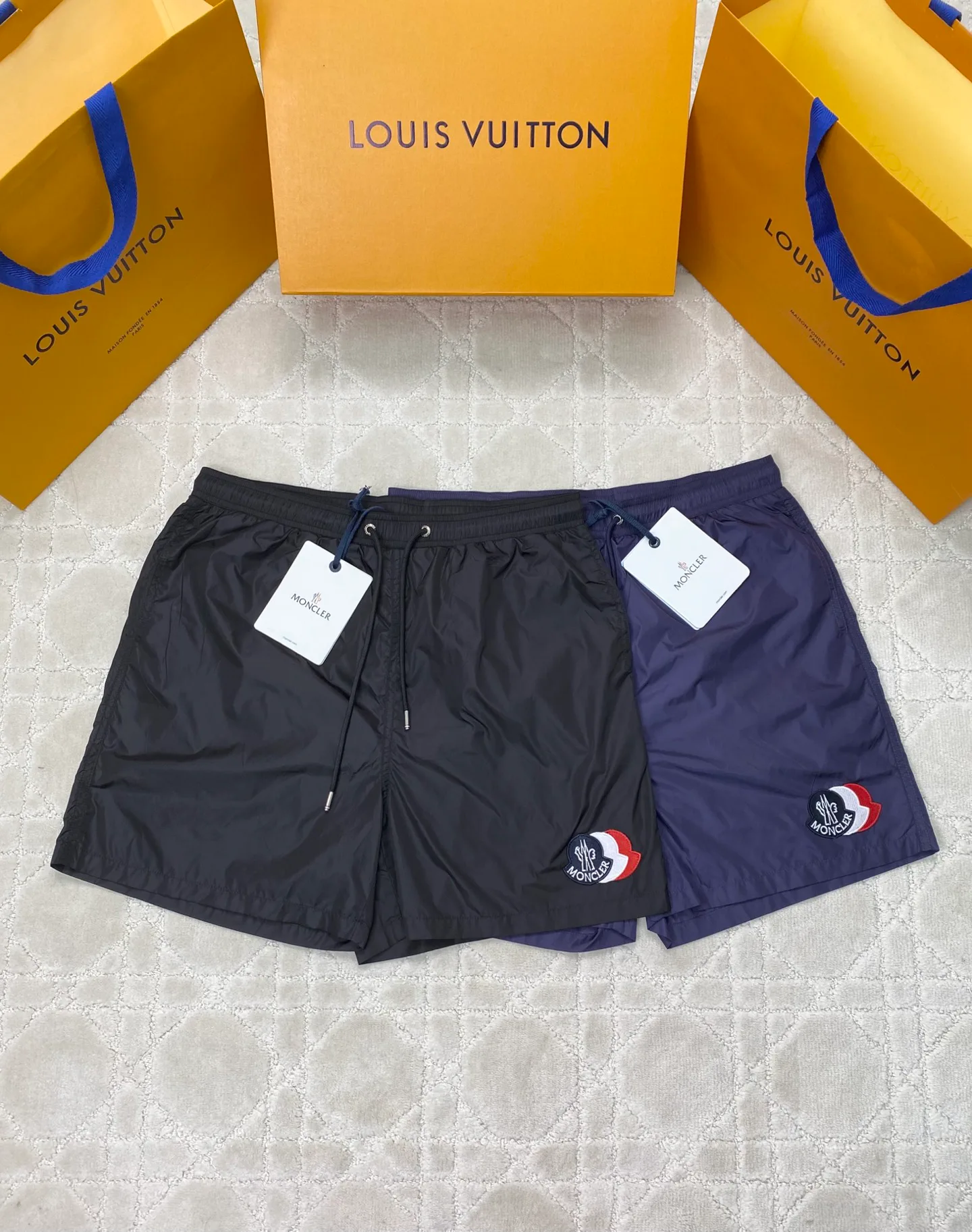 Шорты Мужские Moncler 12434057