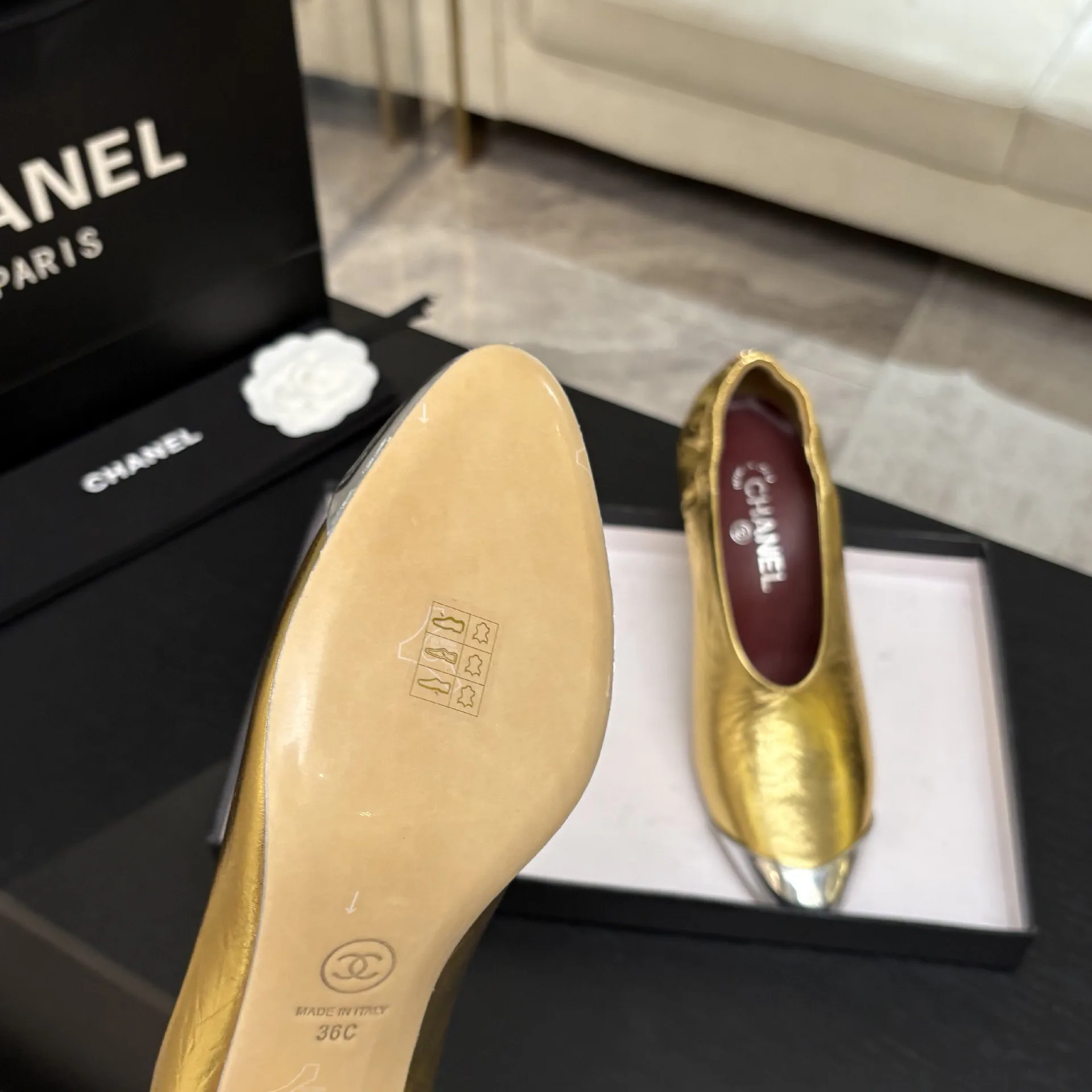 Туфли Женские Chanel 19237765