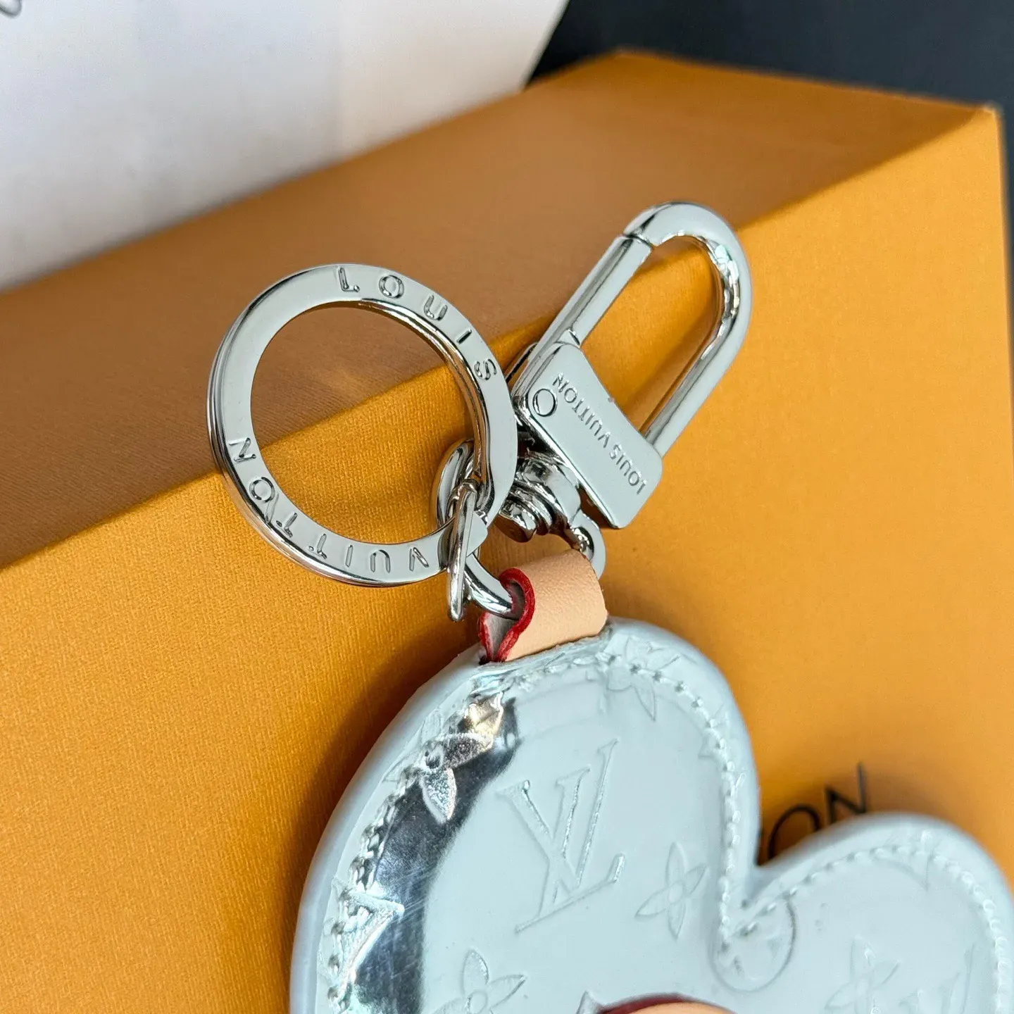 Ключницы Louis Vuitton 709754