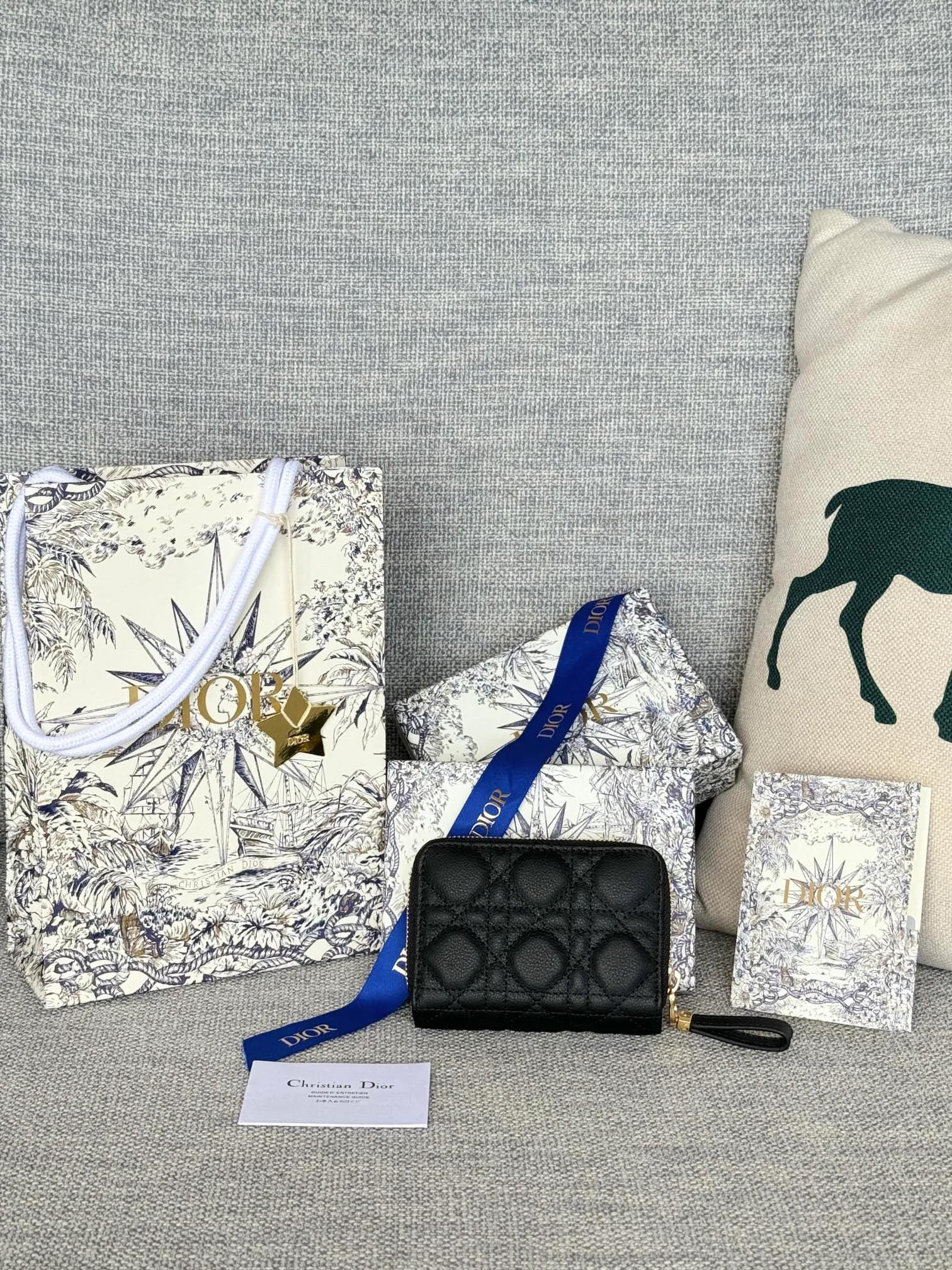 Кошельки Christian Dior 13349610
