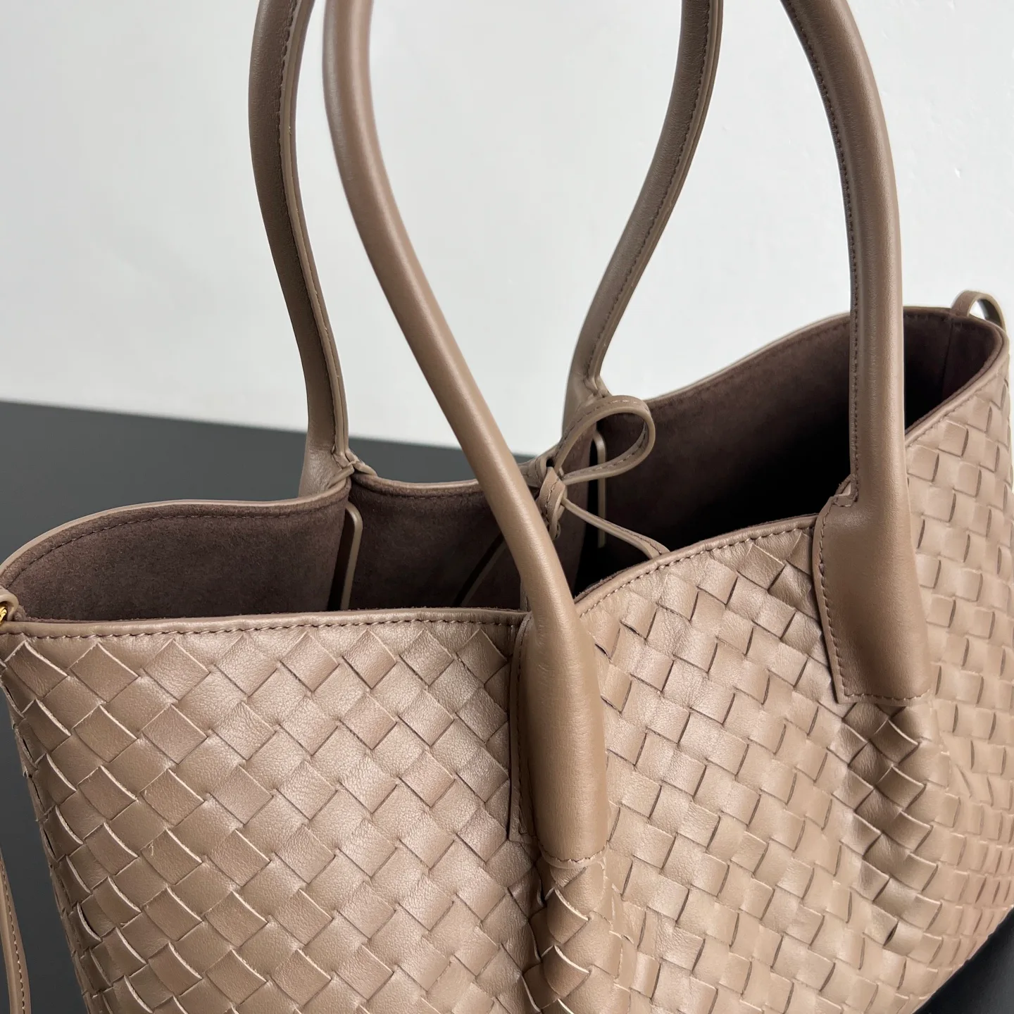 Классические Сумки Женские Bottega Veneta 13306143