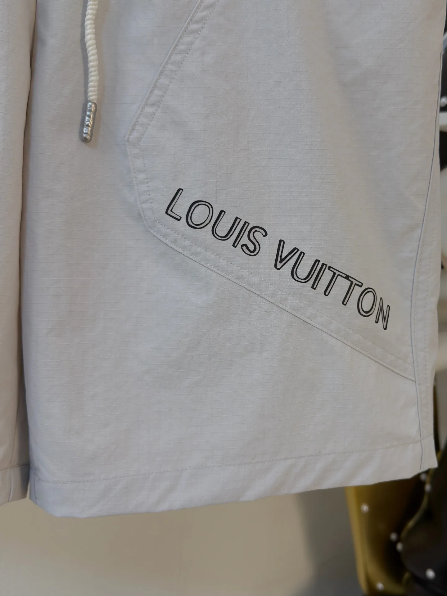 Шорты Мужские Louis Vuitton 18296370