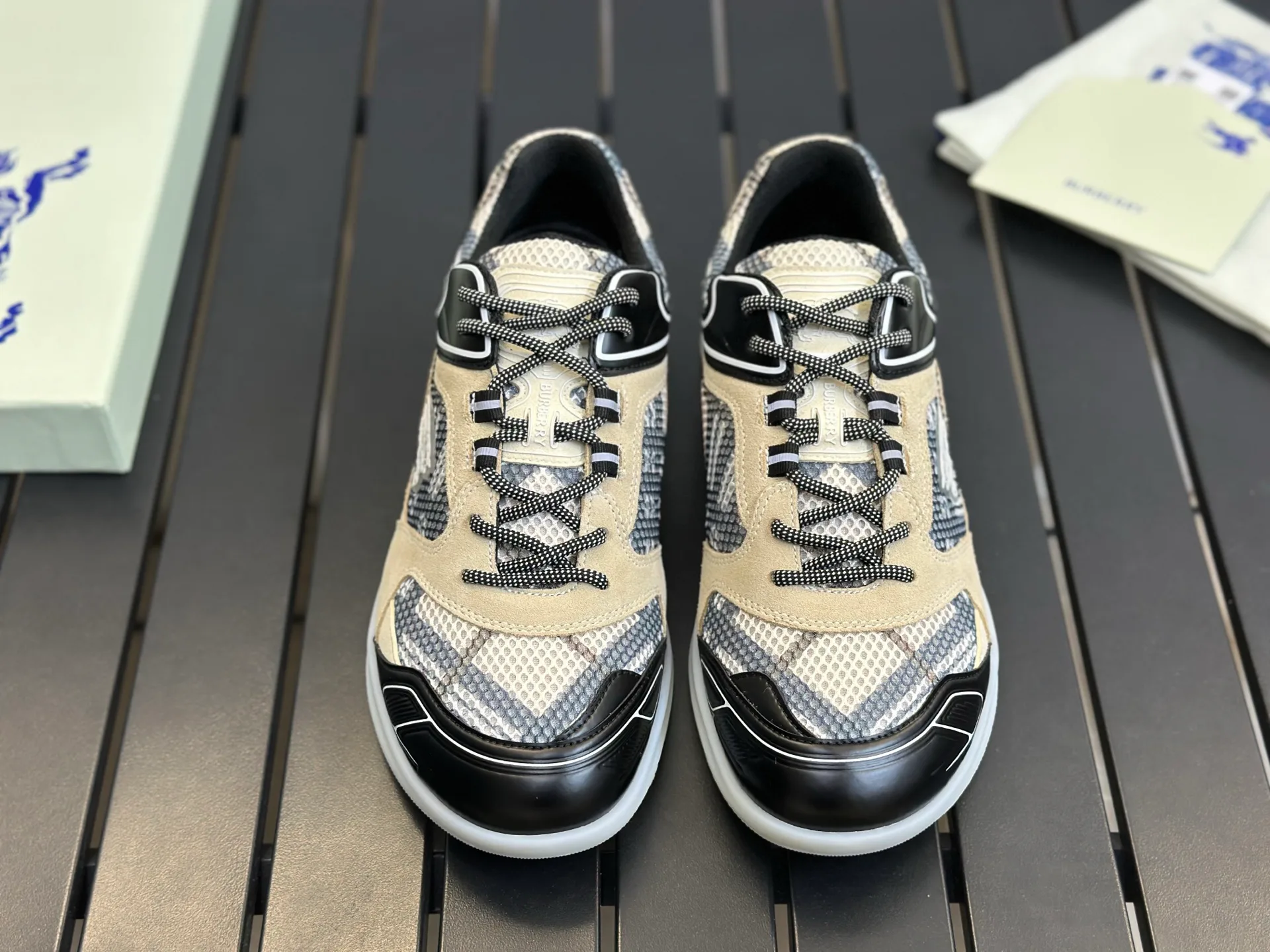Кроссовки Мужские Burberry 17420353